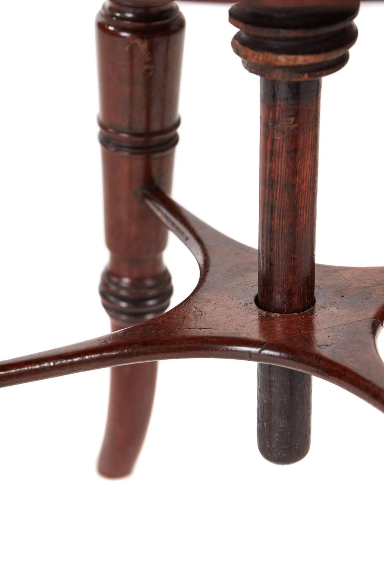 Victorian Rosewood Revolving Music Stool In Excellent Condition In Stutton, GB