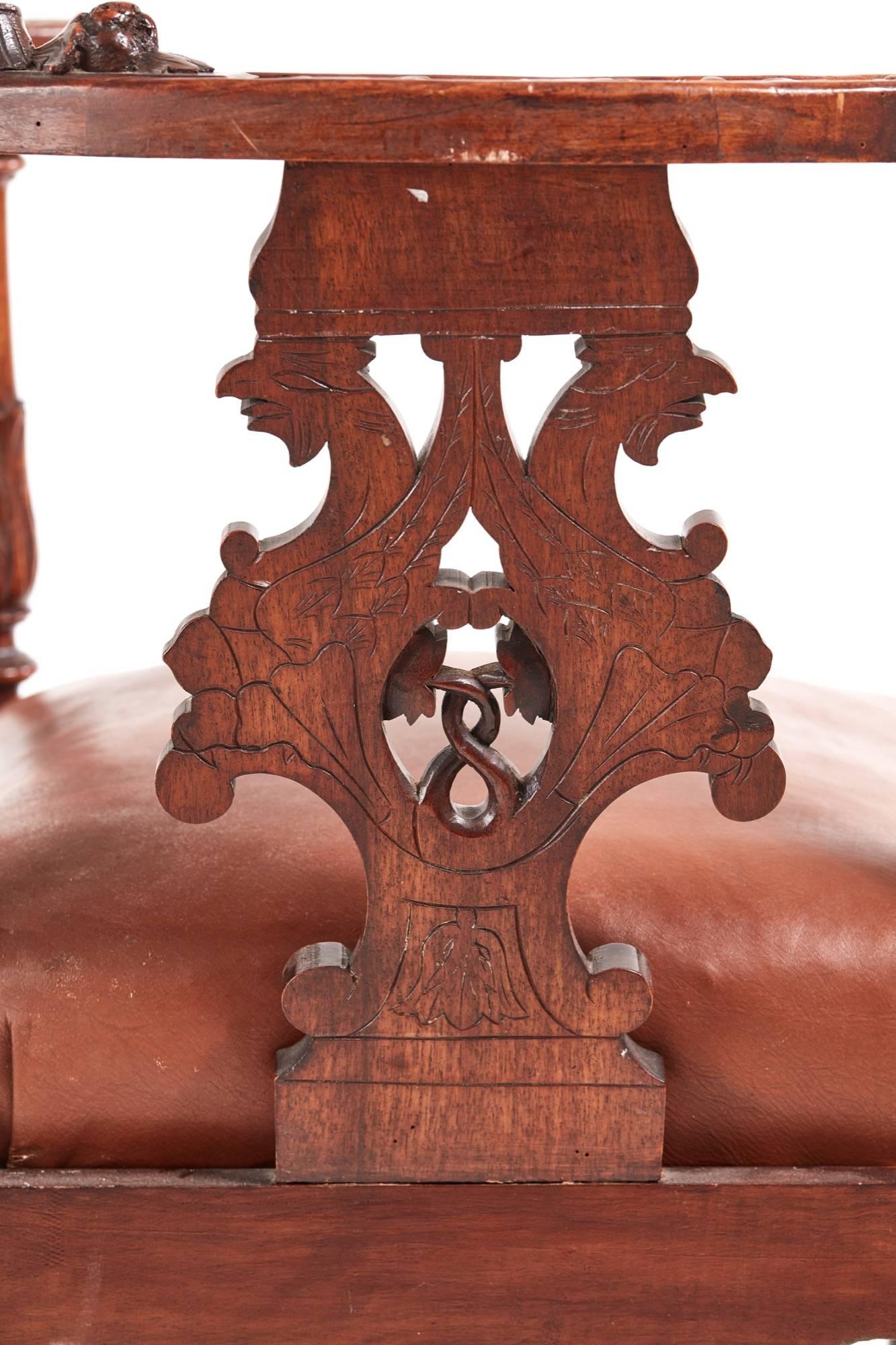 Victorian Fine Carved Walnut Corner Chair