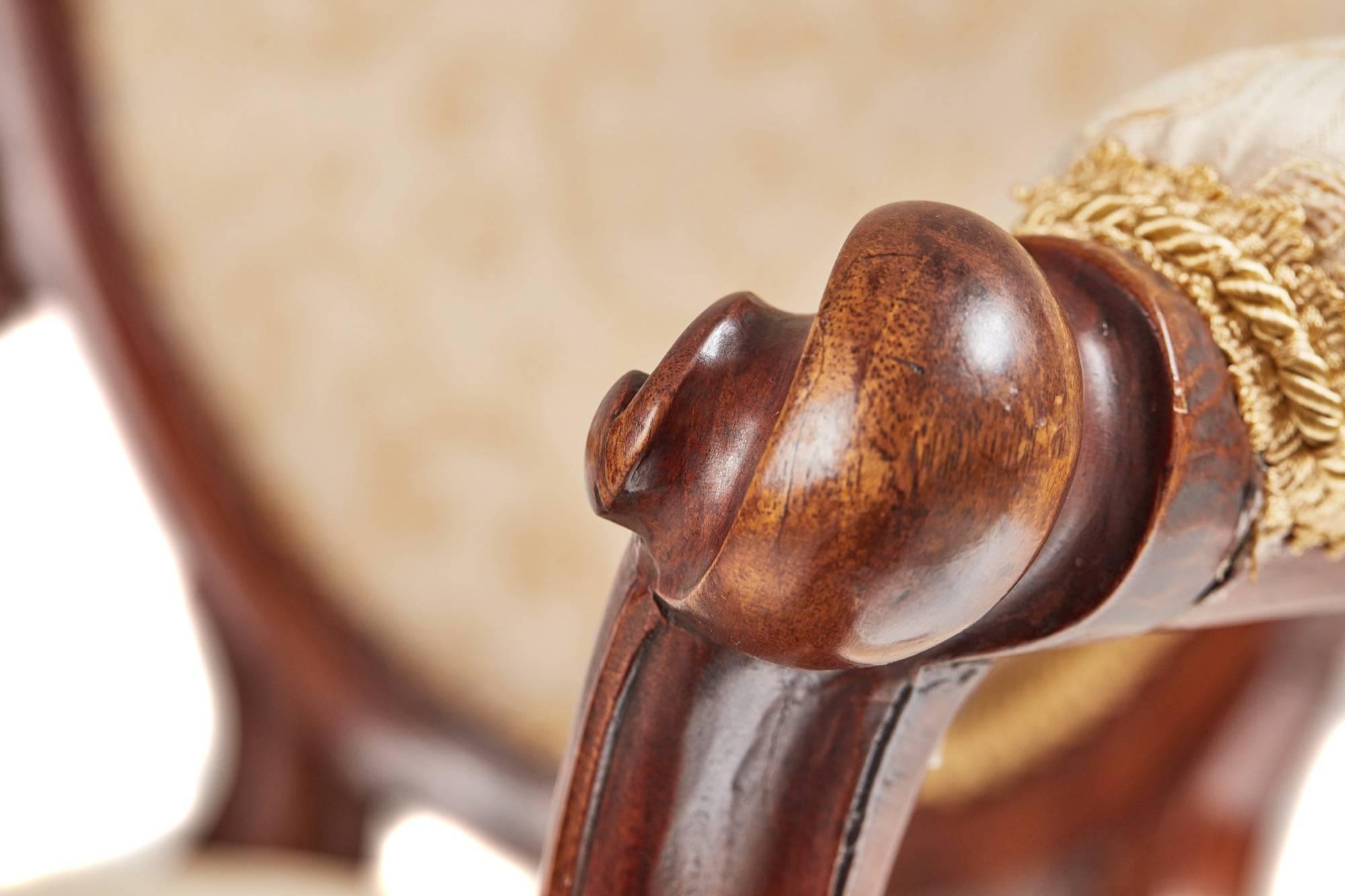 19th Century Fine Victorian Carved Walnut Armchair