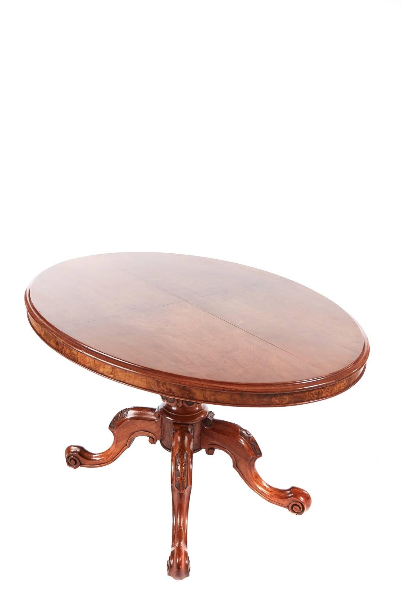 Victorian oval walnut centre table, the walnut top with a thumb moulded egde, the base having a carved centre column supported on four carved cabriole legs with original castors.
Nice color and condition.