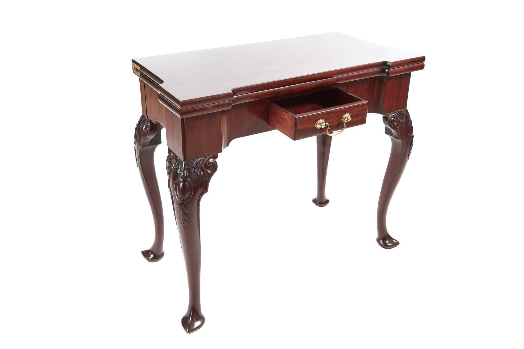 Fantastic quality antique mahogany card tablea fantastic quality antique mahogany card table, with a top quality mahogany top, opening to reveal a green baize interior and candle stands, above a single frieze drawer, original brass handle, standing