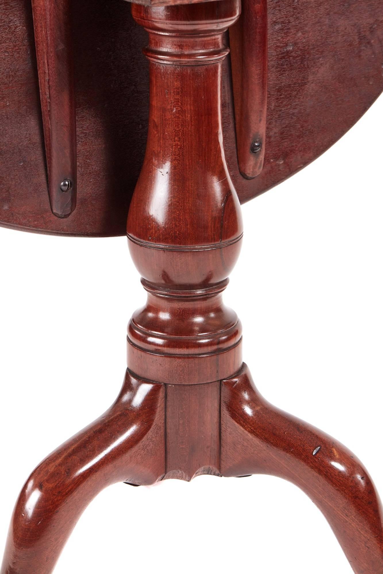 18th Century and Earlier George III Mahogany Tripod Table For Sale