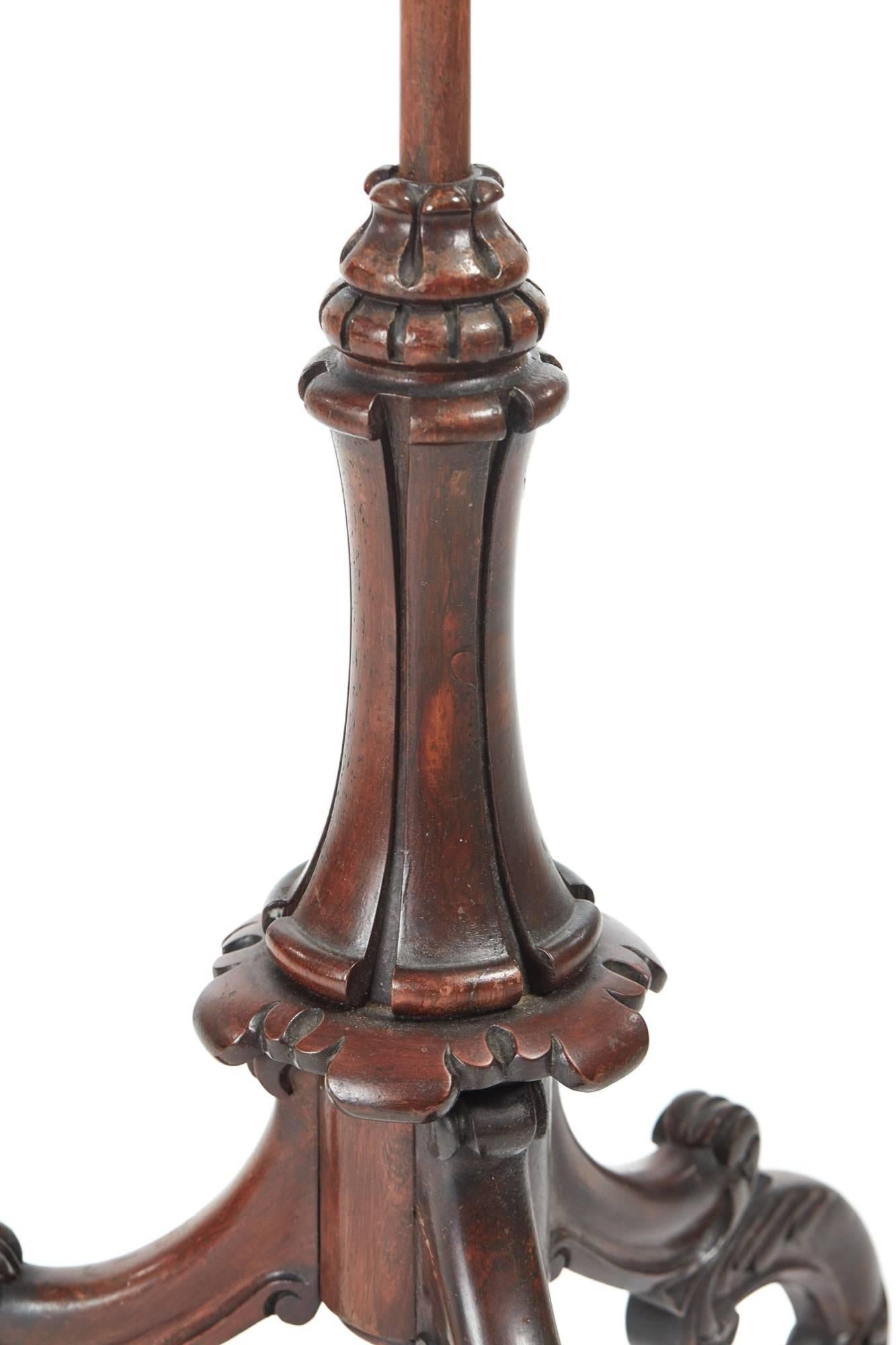 Victorian Walnut Adjustable Pole Screen 1