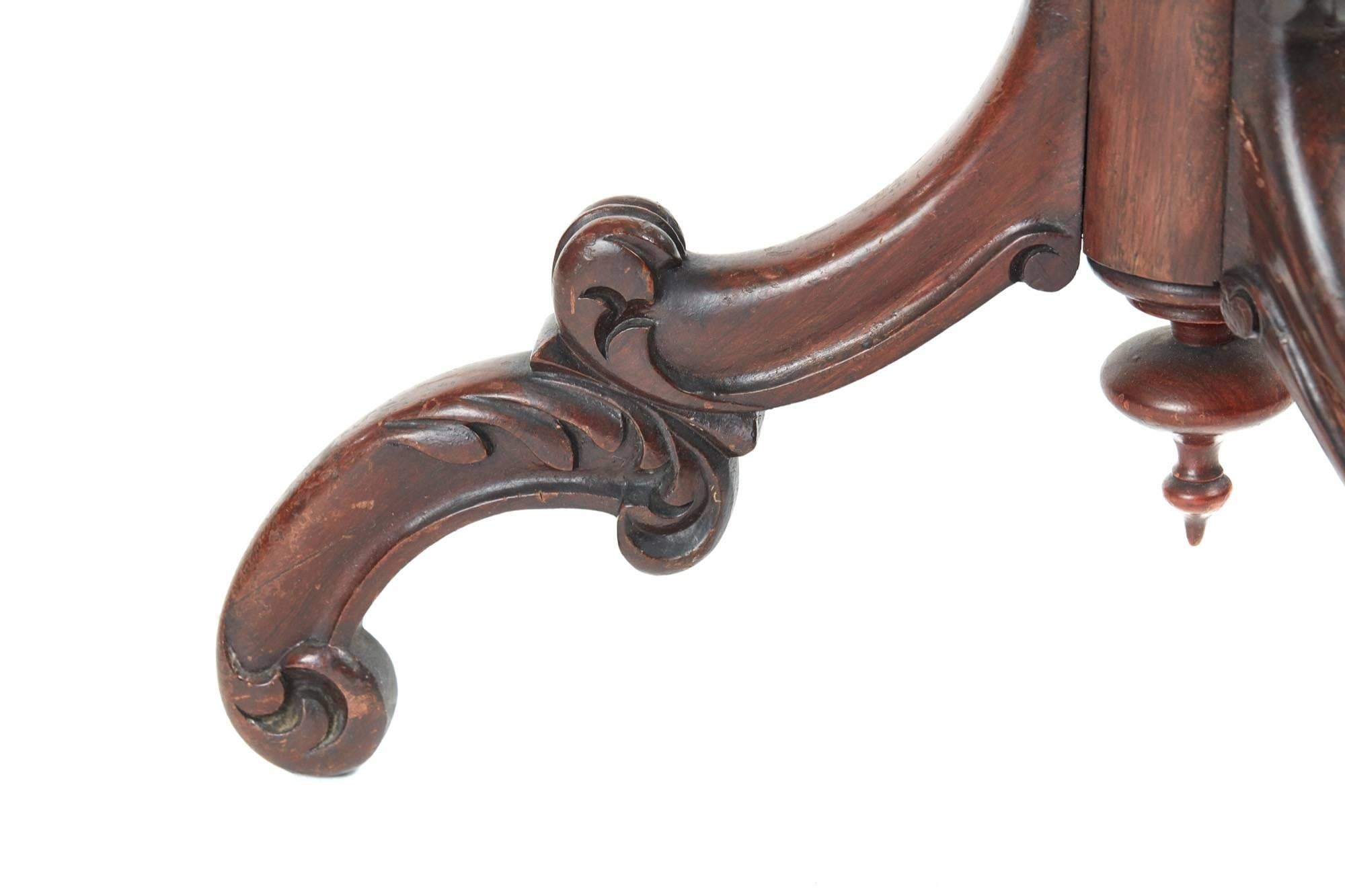 Victorian Walnut Adjustable Pole Screen 2