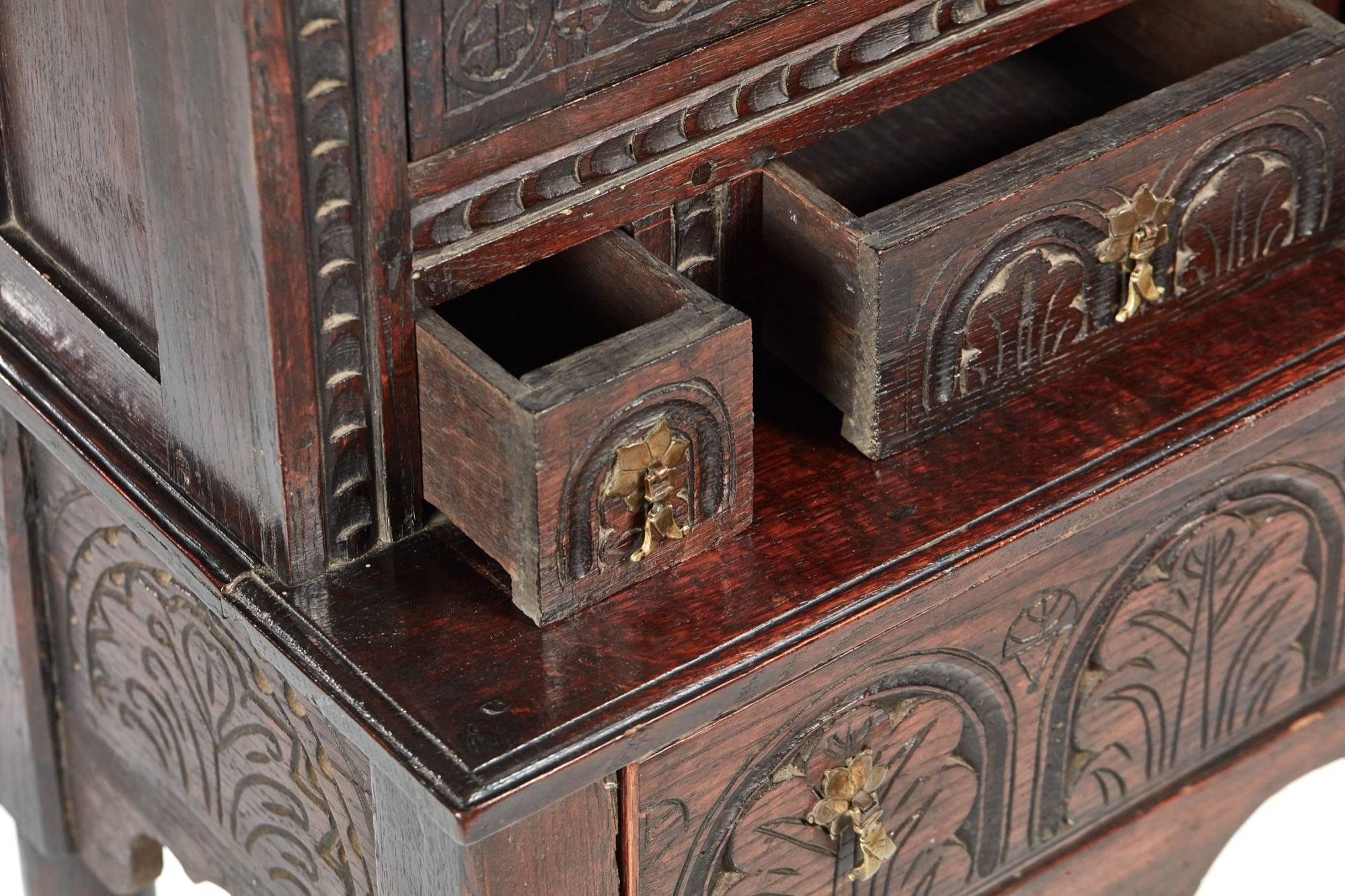 Early 19th Century Small Antique Carved Oak Cupboard