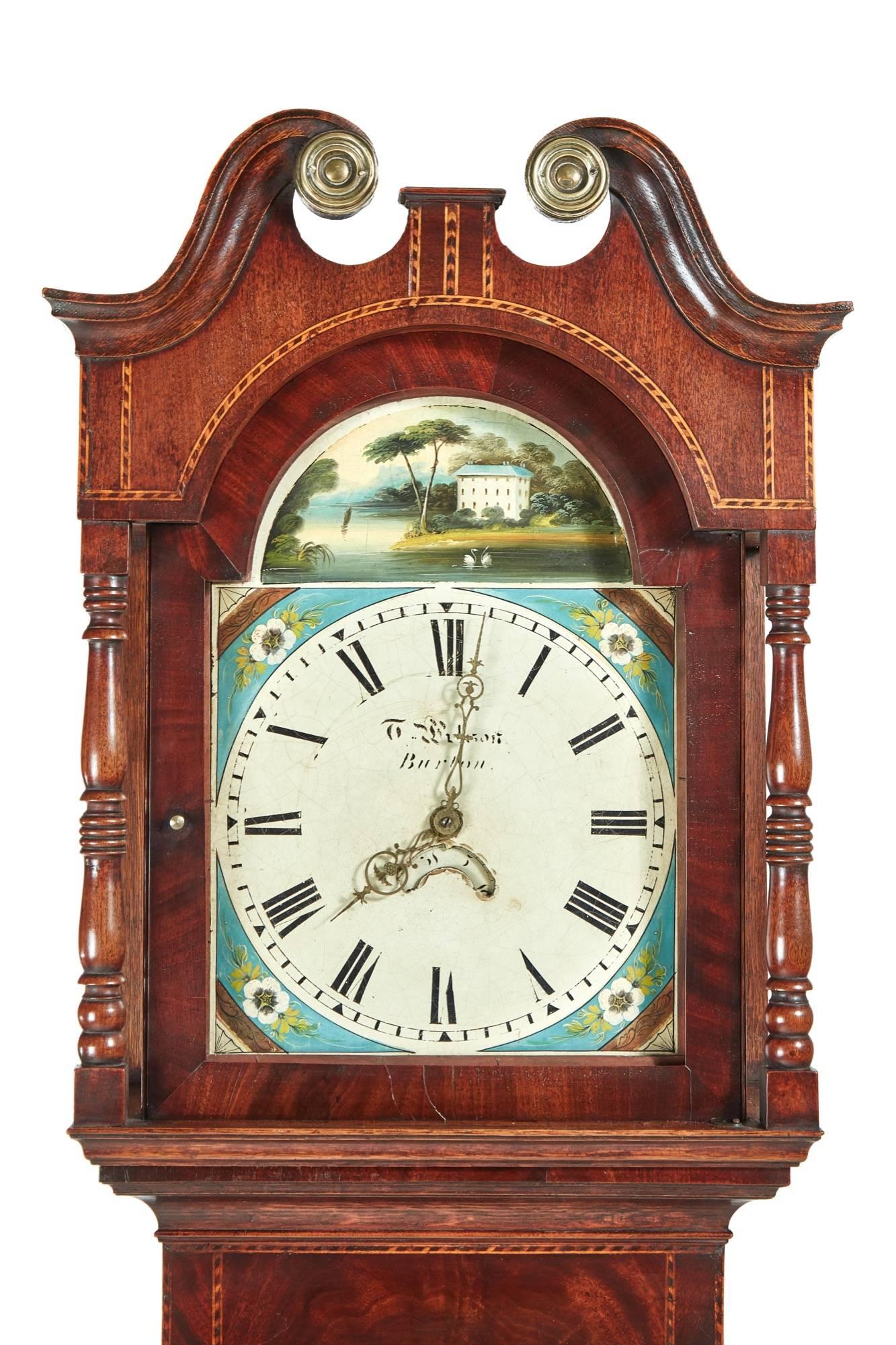 George III oak and mahogany grandfather clock, with a swan-neck pediment, lovely inlaid case, 30 hour movement, lovely decorative arched painted dial, working order, all original
Lovely color and condition
Measures: 18