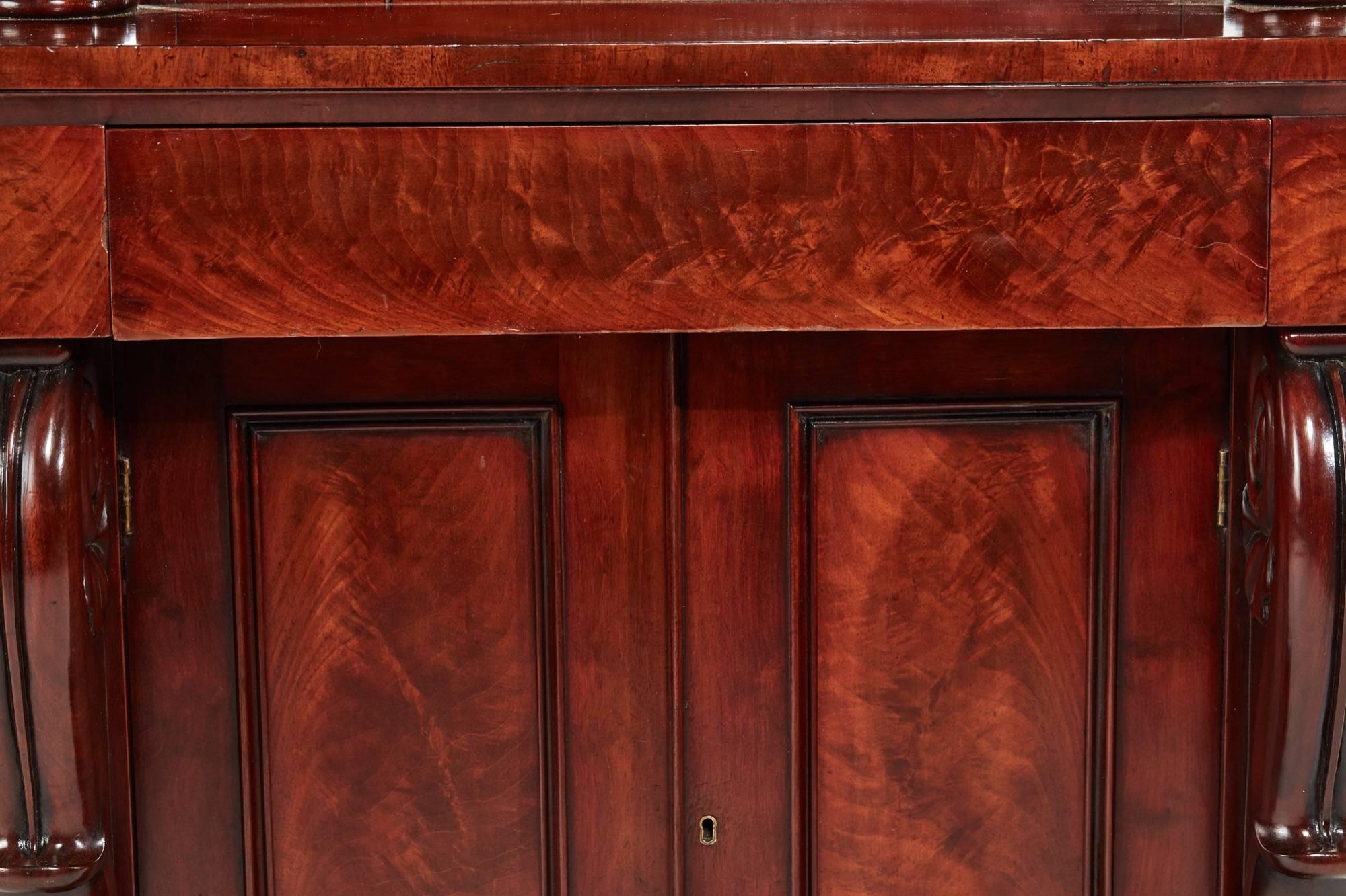 19th Century Quality William IV Mahogany Bookcase For Sale