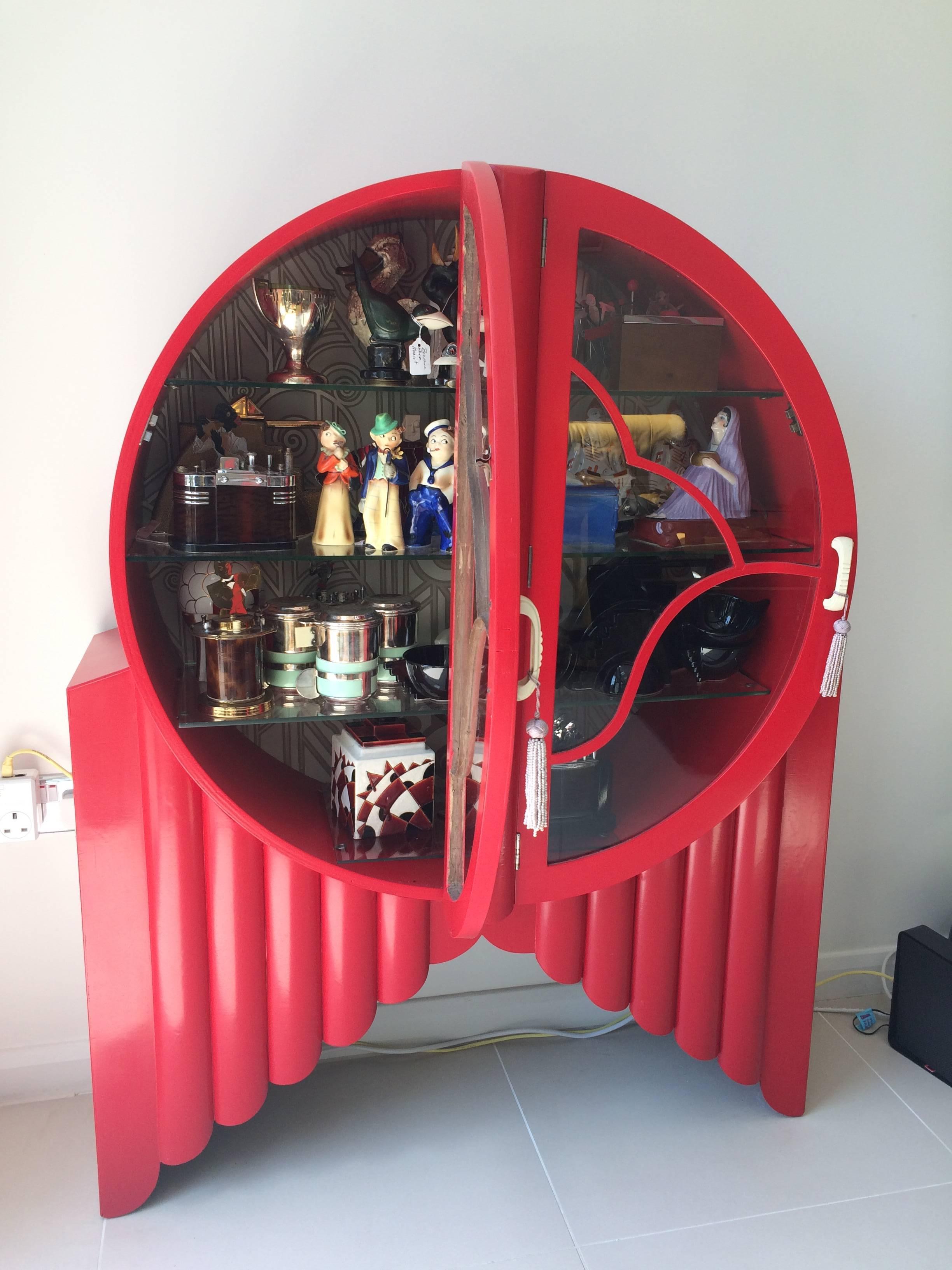 Rocket Display Cabinet by Spanglett In Excellent Condition For Sale In Warlingham, GB