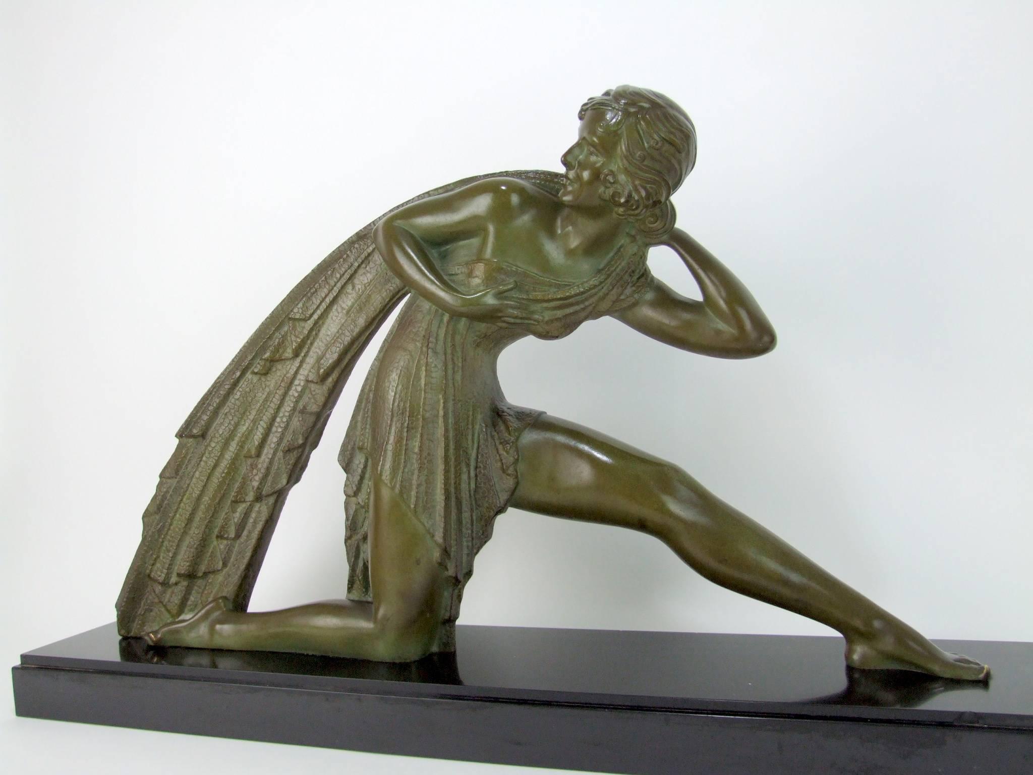 French Large Bronze Art Deco Sculpture by Demetre Chiparus, circa 1925 For Sale