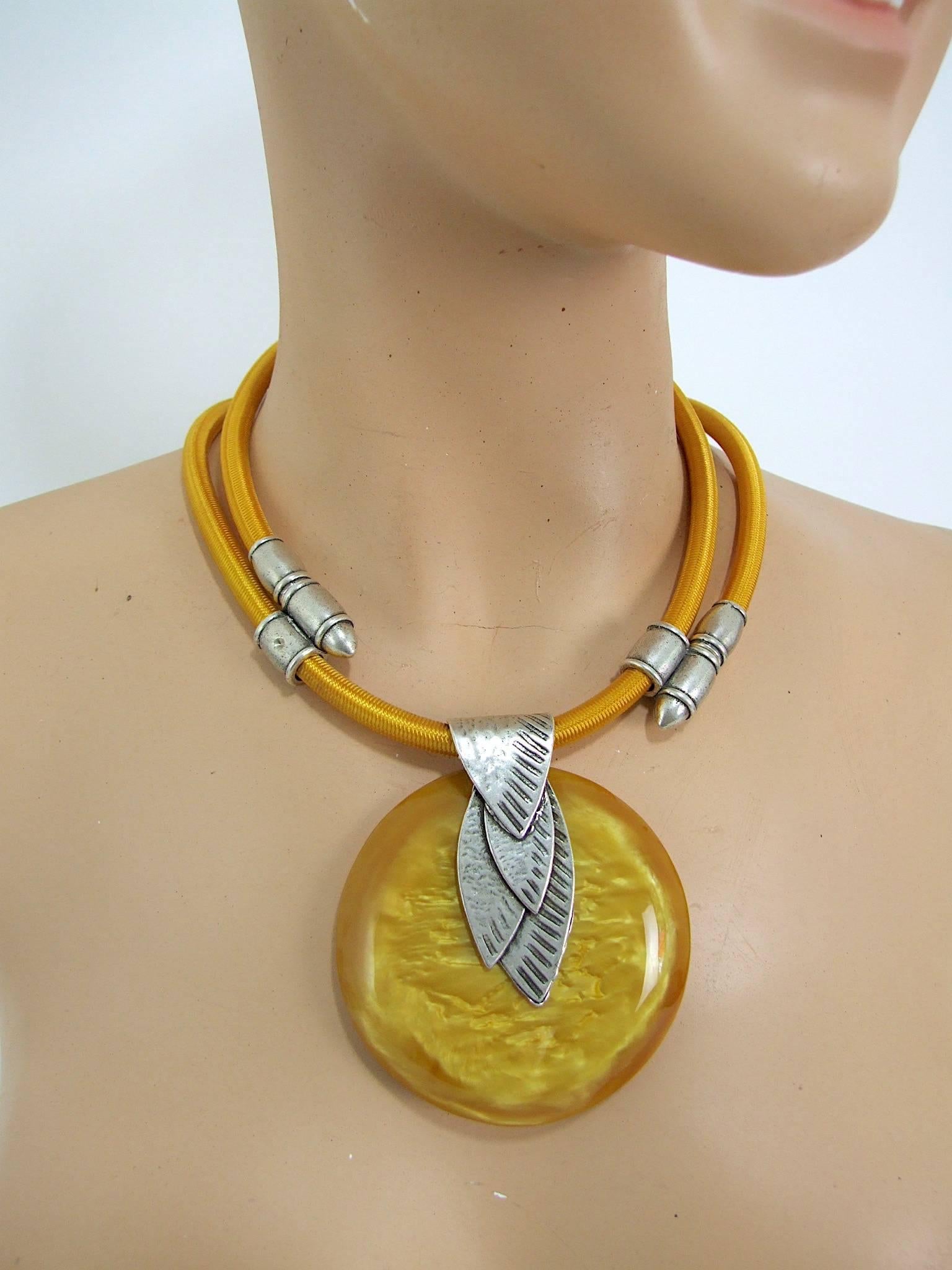 Polished Modernist Leaf Necklace by Max Debraine, circa 1980 For Sale