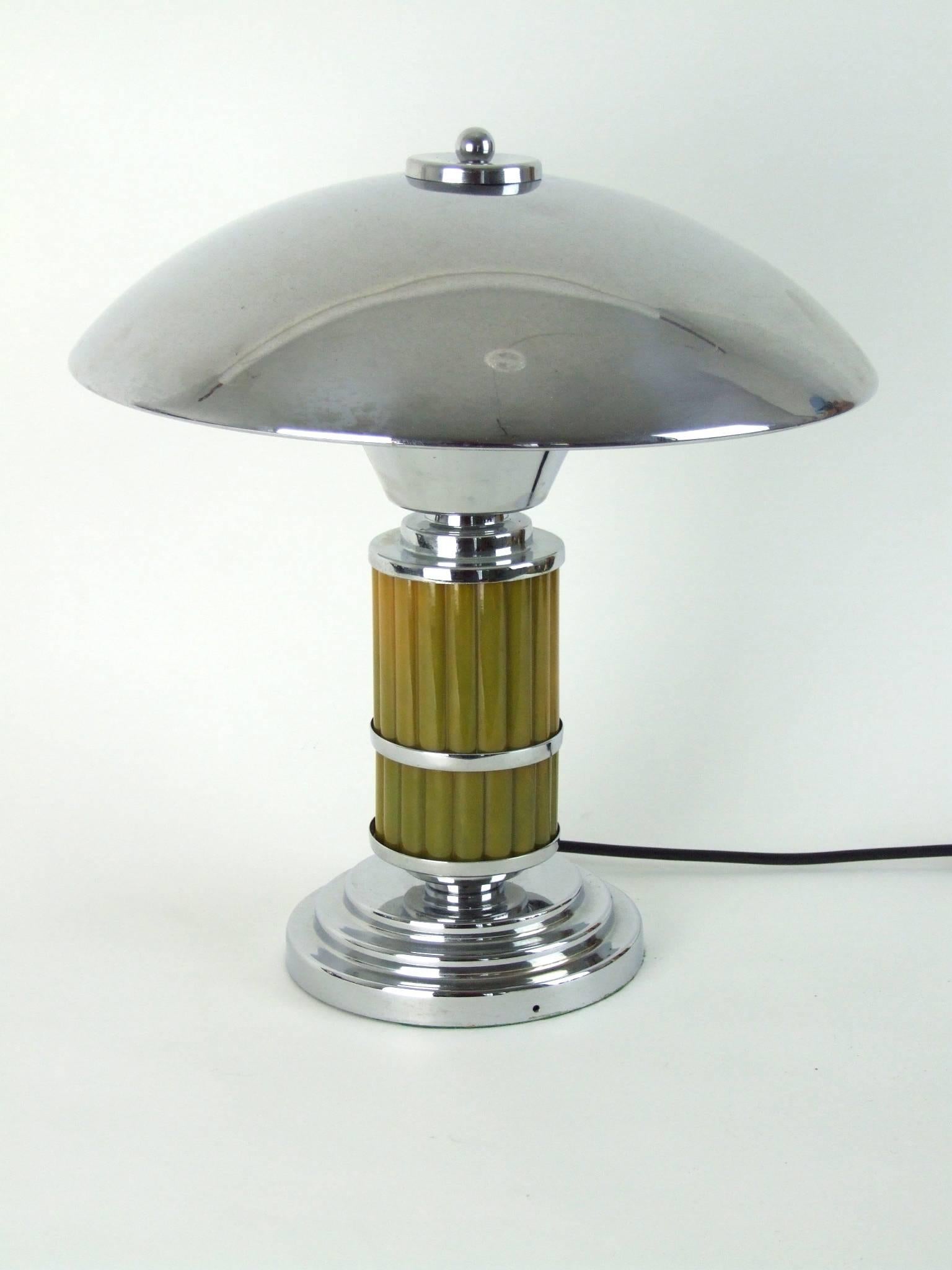 Mid-20th Century Modernist Art Deco Desk Lamp For Sale
