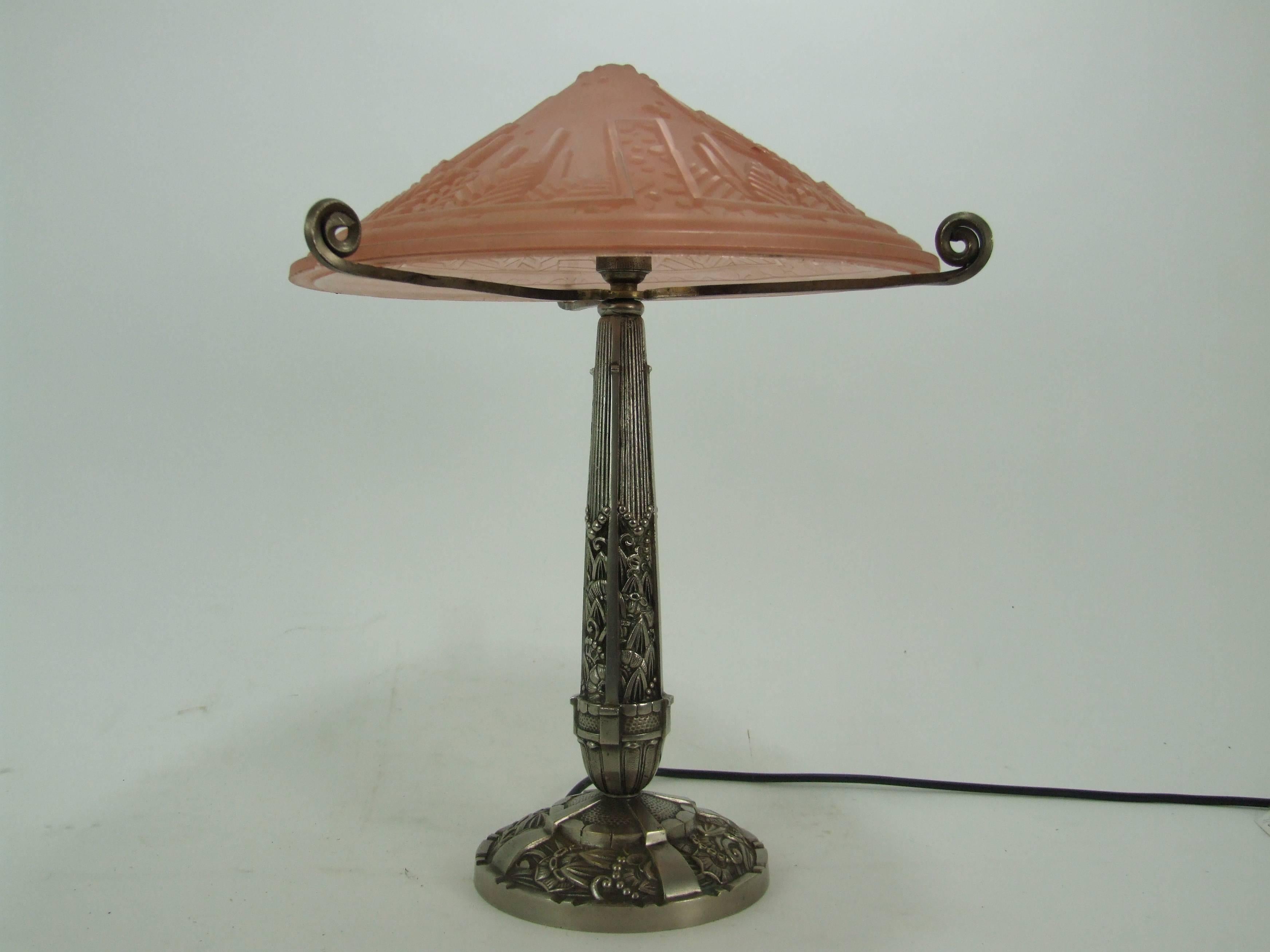 Early 20th Century Bronze Table Lamp by Muller Freres For Sale