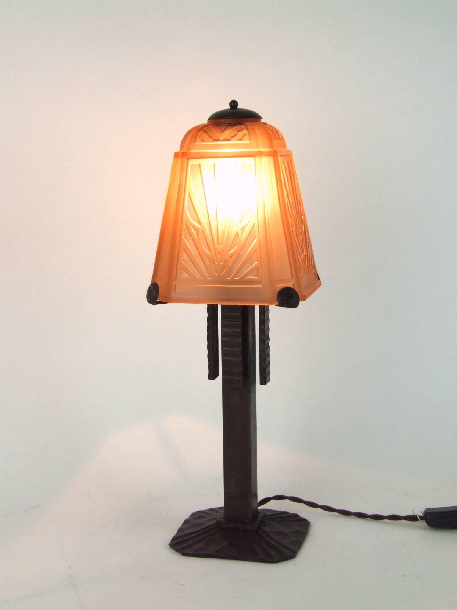 Glass French Art Deco Table Lamp by Muller Freres For Sale