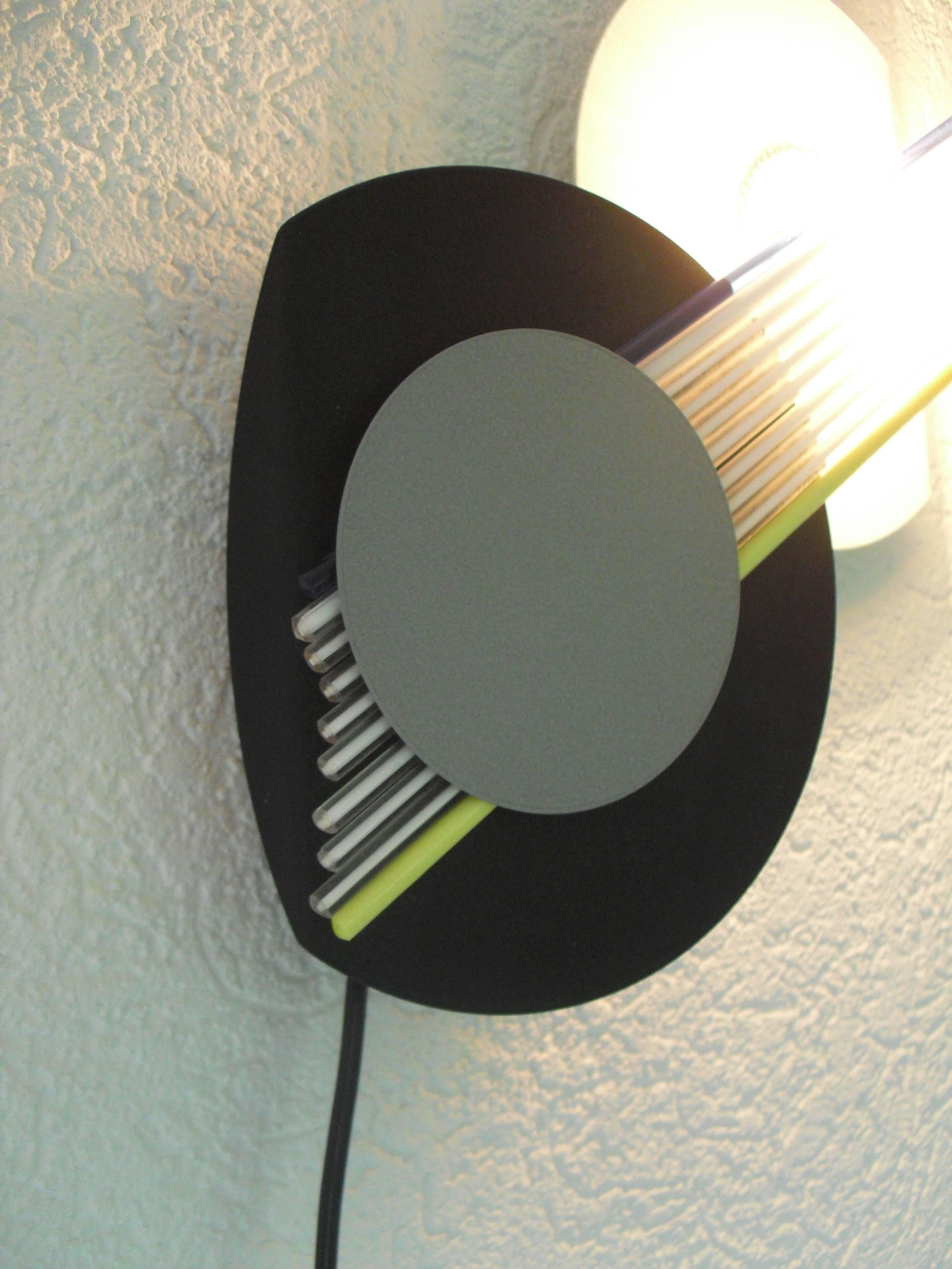 Italian Radical Design Neogetti Italy Wall Lamp Memphis Style, 1980s