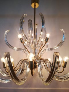 Mid-Century Modern Curved Clear Crystal Glass Venini Chandelier, Brass Frame