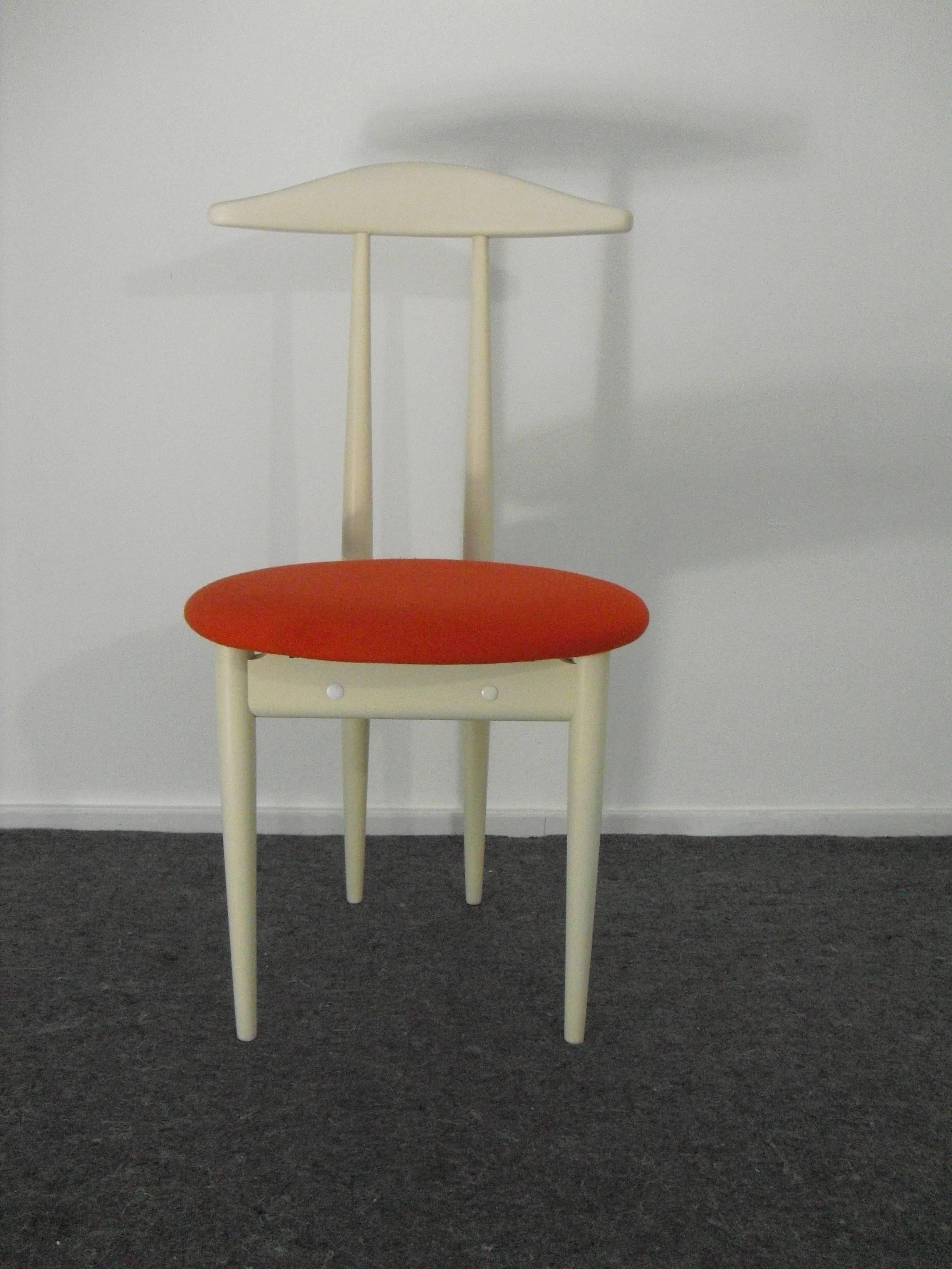 what is a butler chair