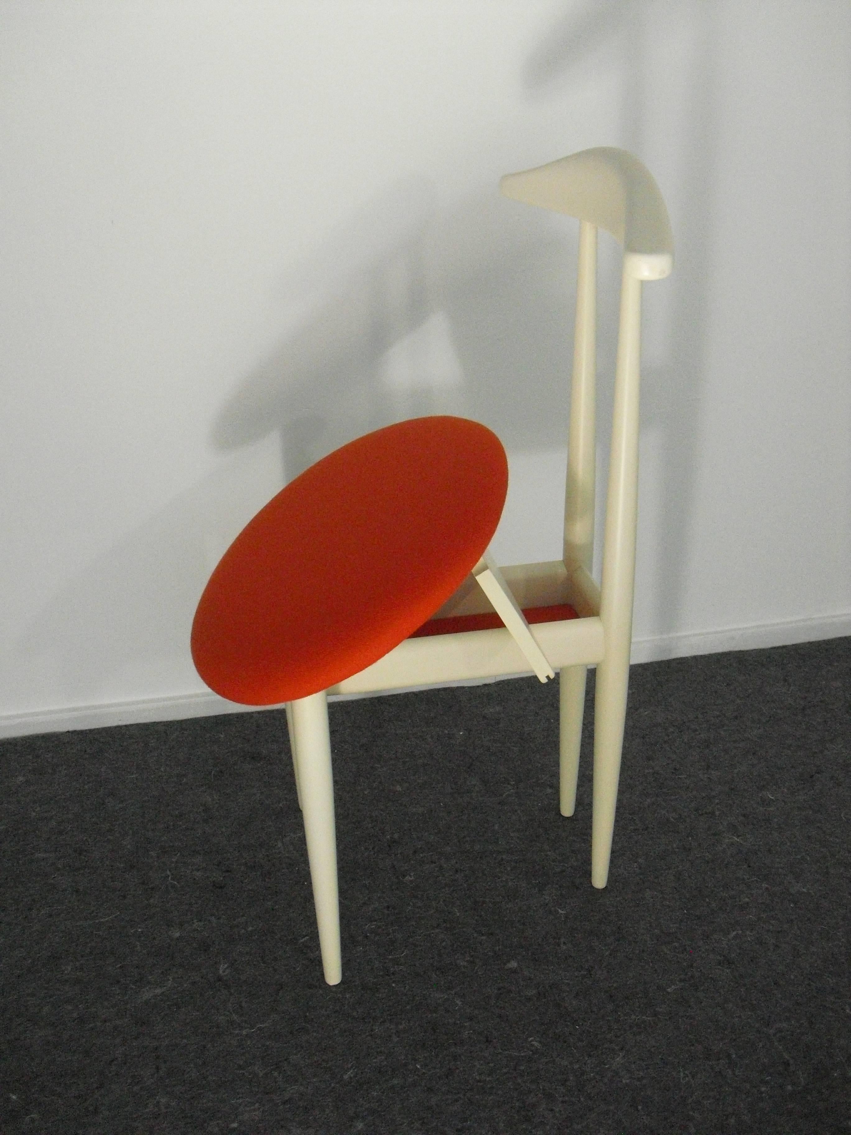 Mid-Century Modern Design Butler Chair or Valet Chair, 1950s In Good Condition For Sale In Westmaas, NL