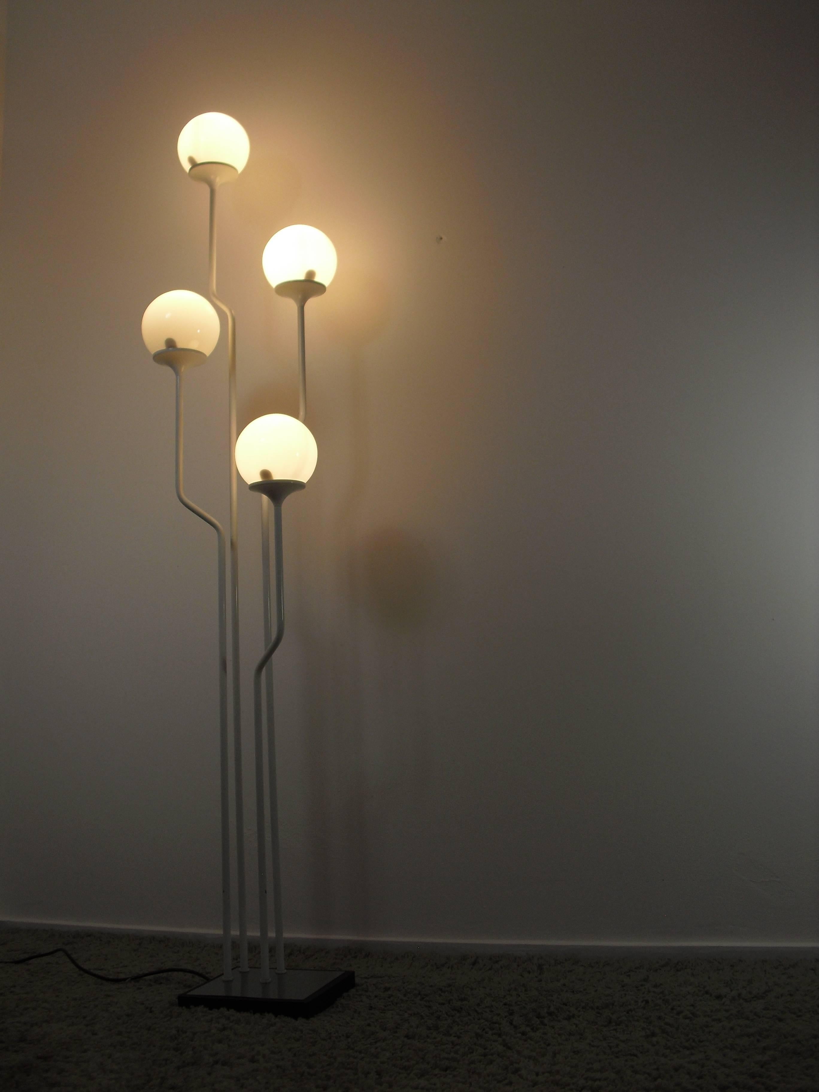 Mid-Century Modern Italian Design Floor lamp by Goffredo Reggiani, 1960s