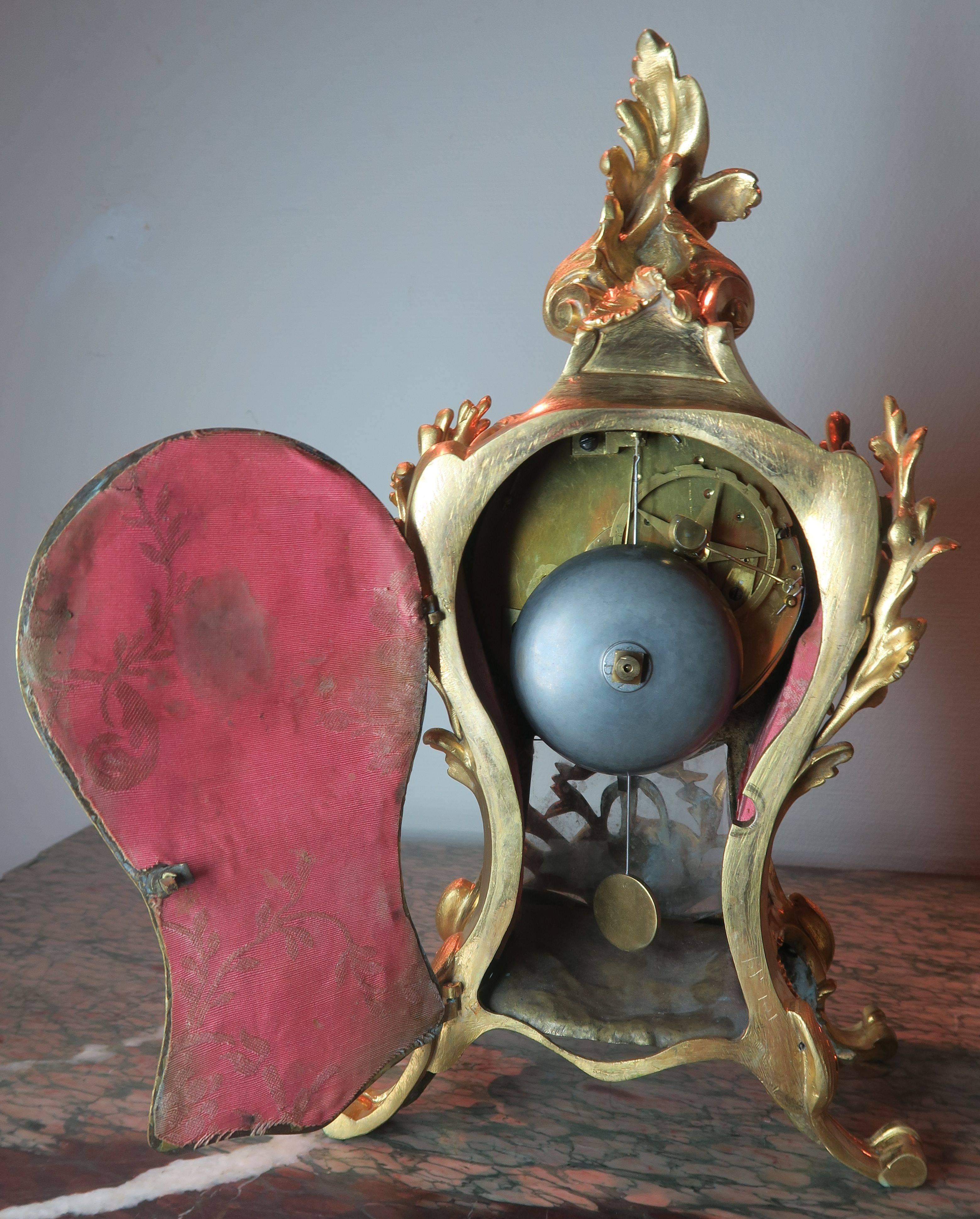 18th Century Giltbronze Rococo Mantle Clock  For Sale