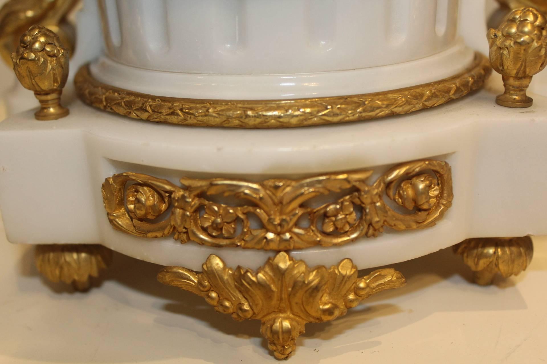 Early 20th Century White Marble Clock Garniture For Sale 2
