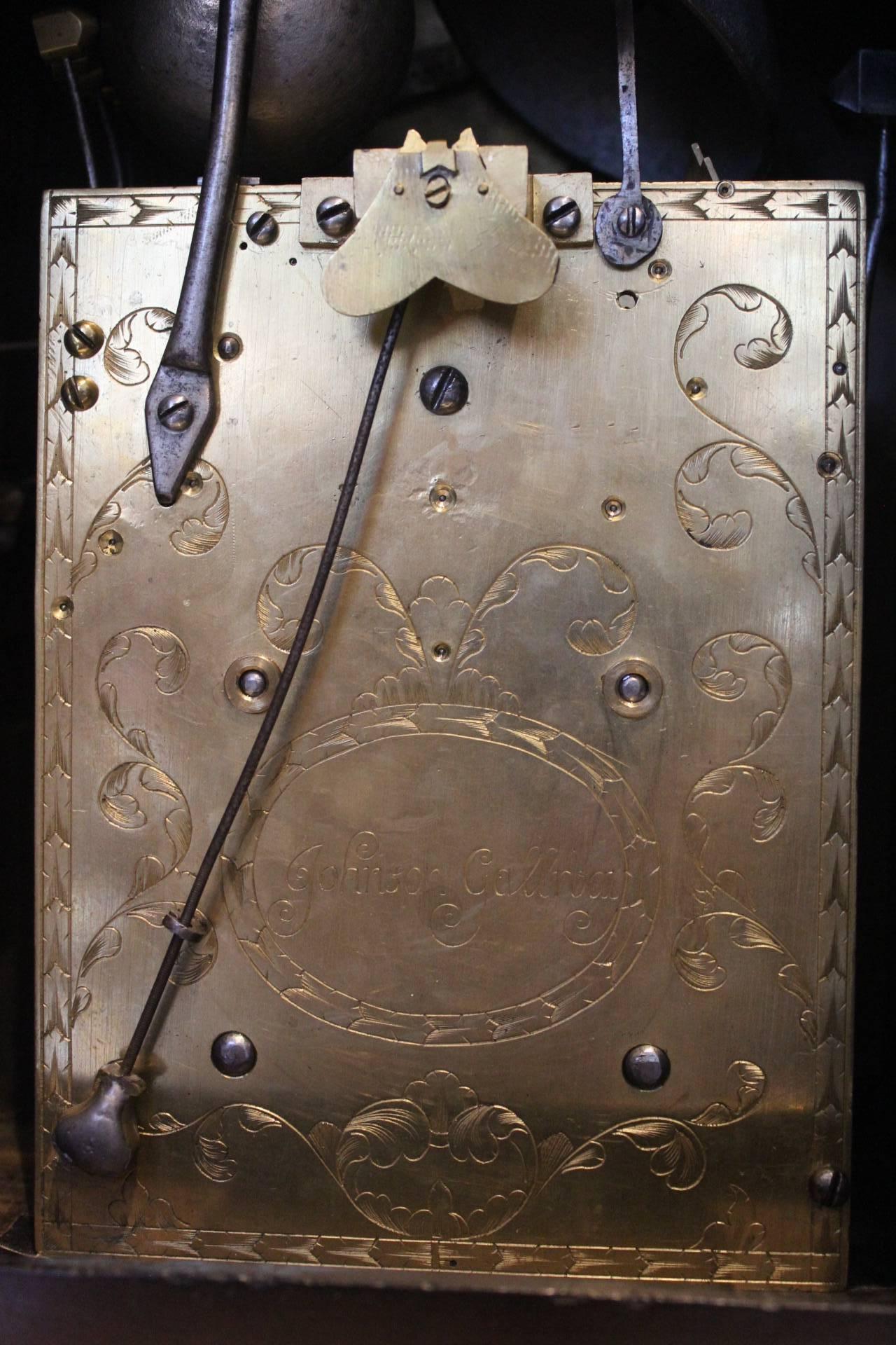 Early 18th Century Irish Mahogany Bracket Clock For Sale 3