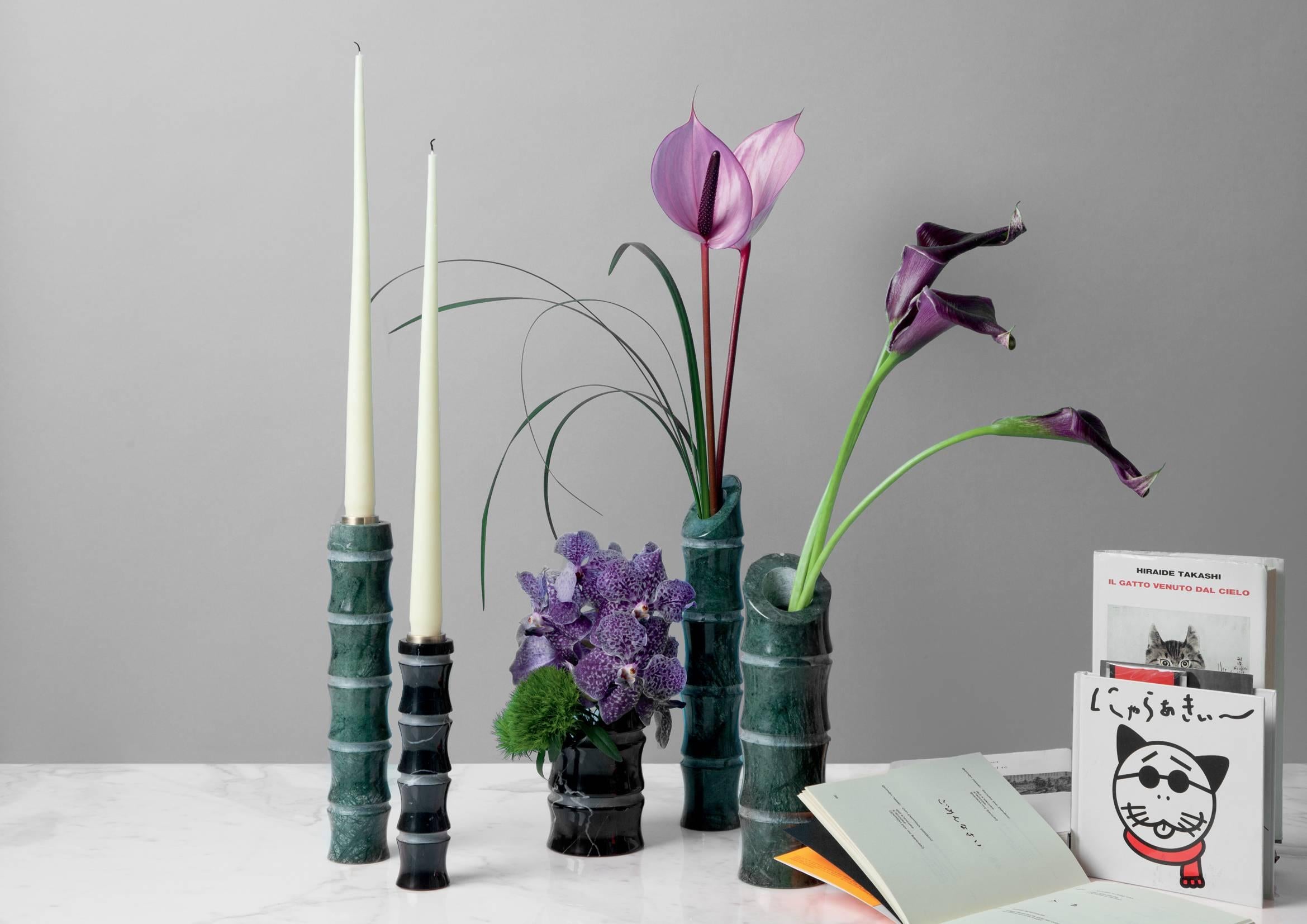 A zigzag line defines the illusory border between art and design. Chiossi crosses it entirely by creating a collection of vases and candleholders, inspired by nature and the harmonious shapes of bamboo, thin yet scratch proof.
Size: 4 x 19 cm,