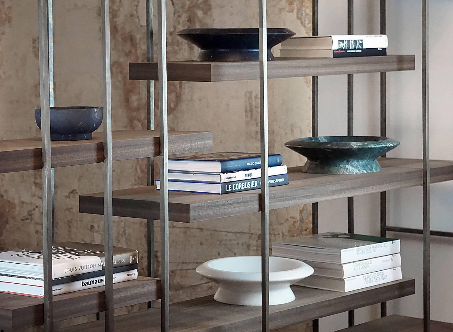 Nuovo Centrotavola Moderno in Marmo Greene & Greene, creatore Ivan Colominas In condizioni Nuovo in vendita a Milan, IT