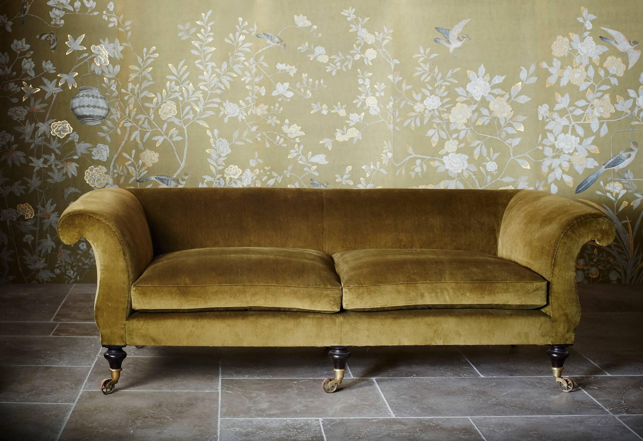 Upholstered 'Kinross' Regency-Inspired Sofa by Ensemblier, Bespoke In Excellent Condition For Sale In London, GB