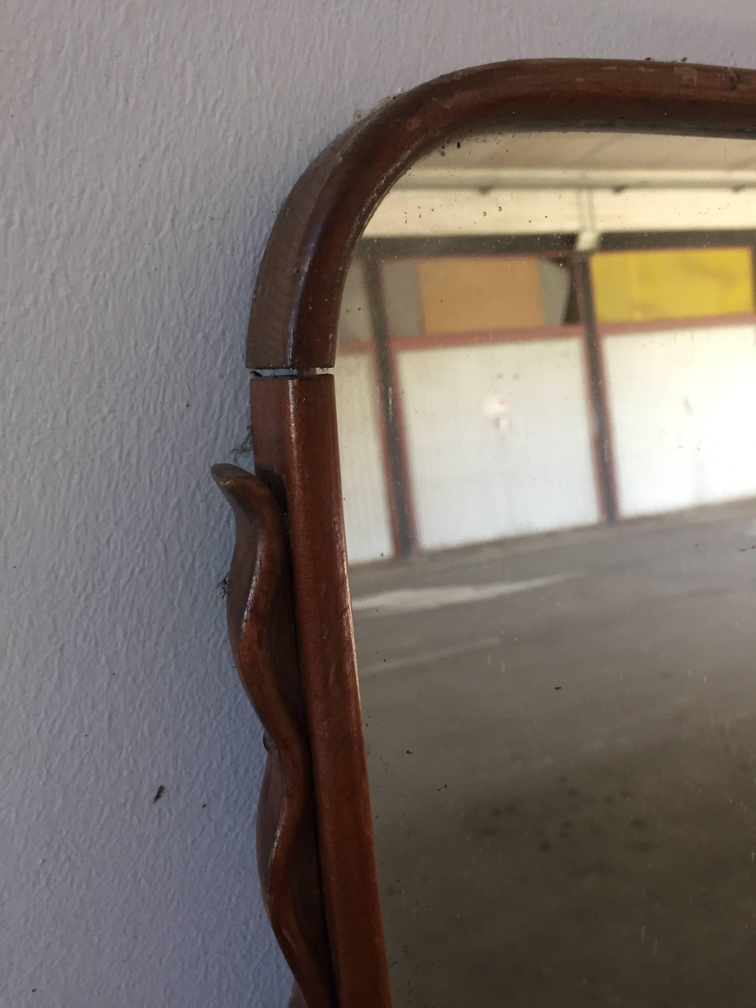 Italian Osvaldo Borsani Wall Mirror with Bent Cherry Frame from 1950s In Good Condition In Prato, IT