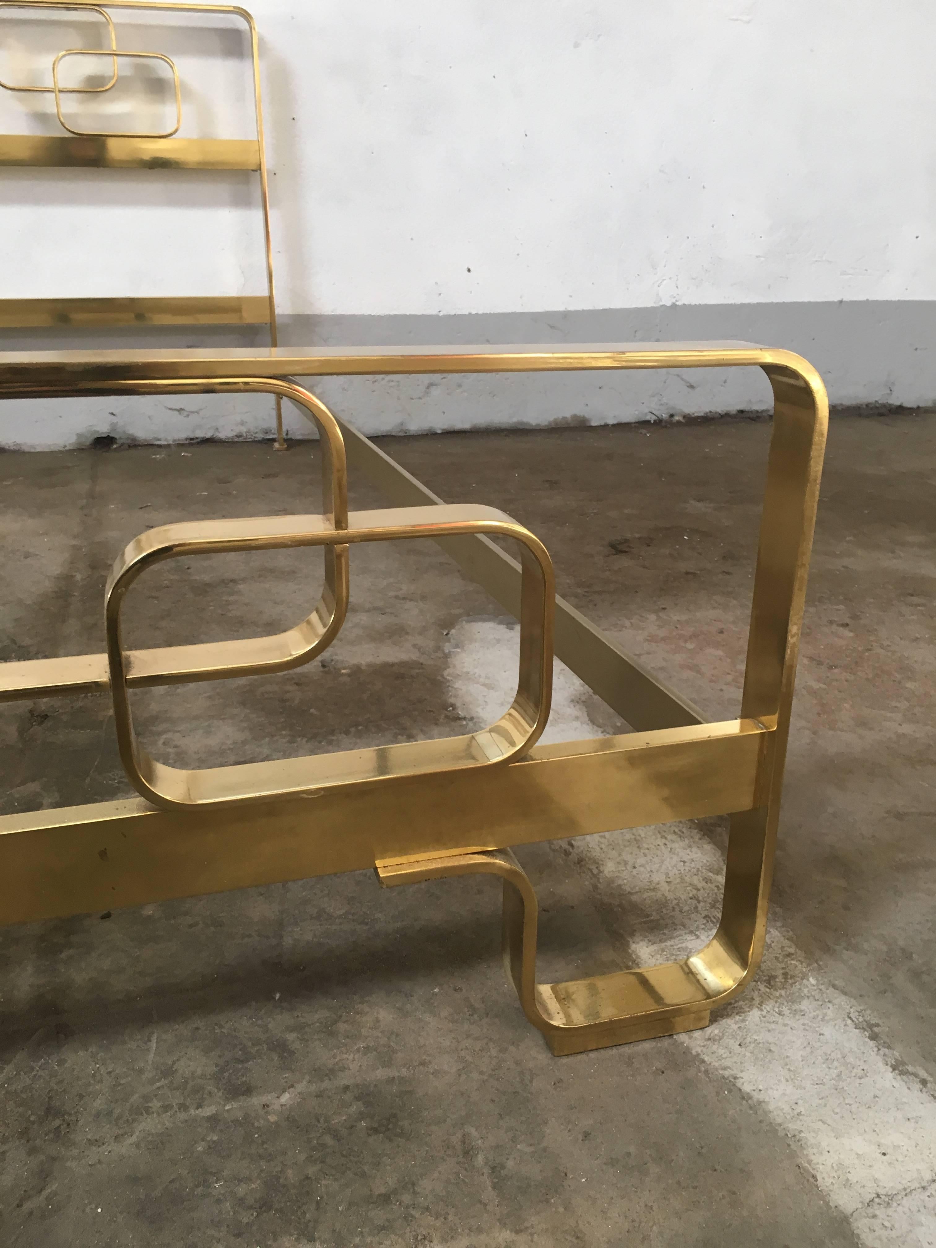 Italian Mid-Century Modern Solid Brass Bed with geometrical motives from 1960s 5