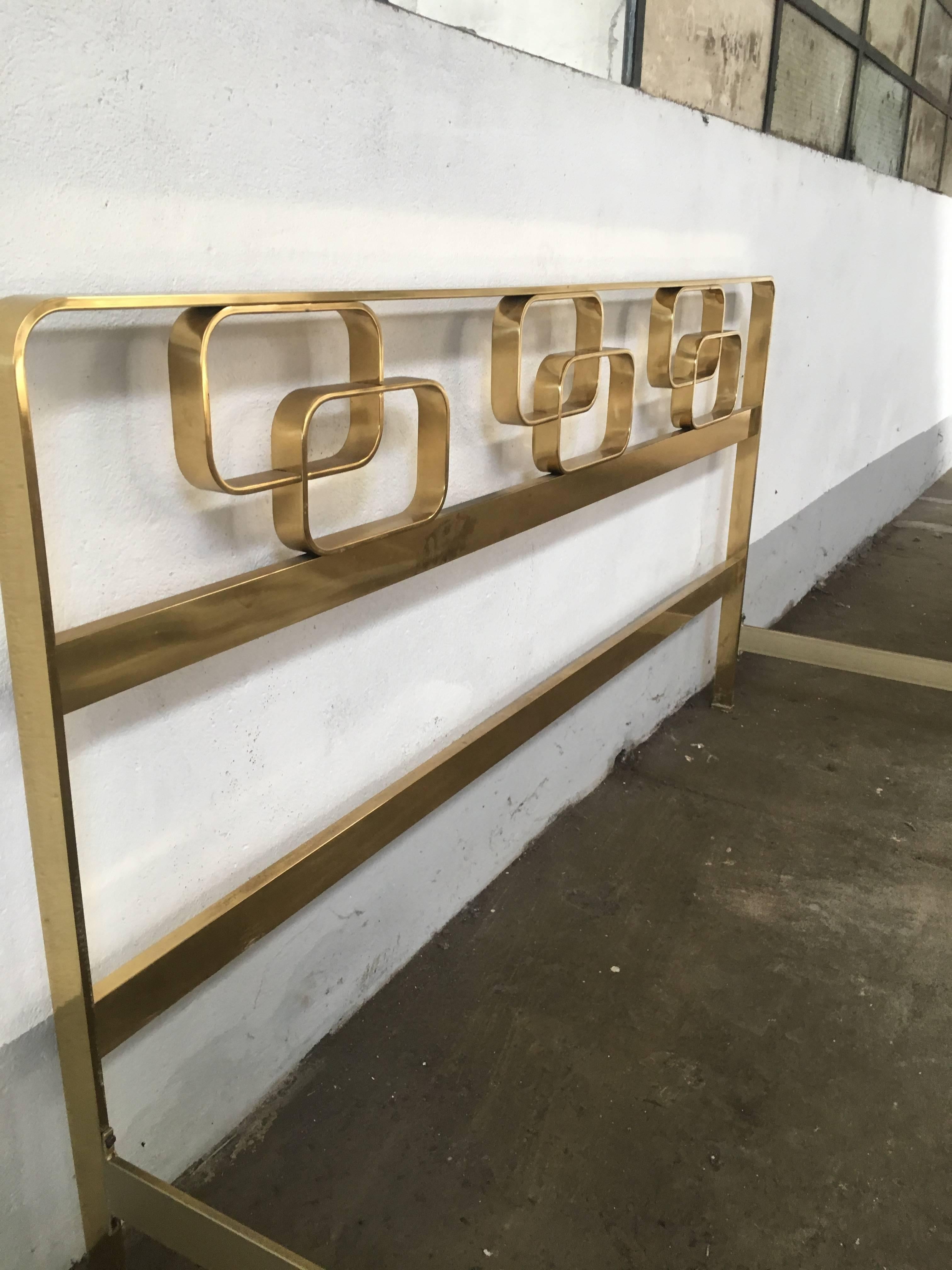 Italian Mid-Century Modern Solid Brass Bed with geometrical motives from 1960s 1