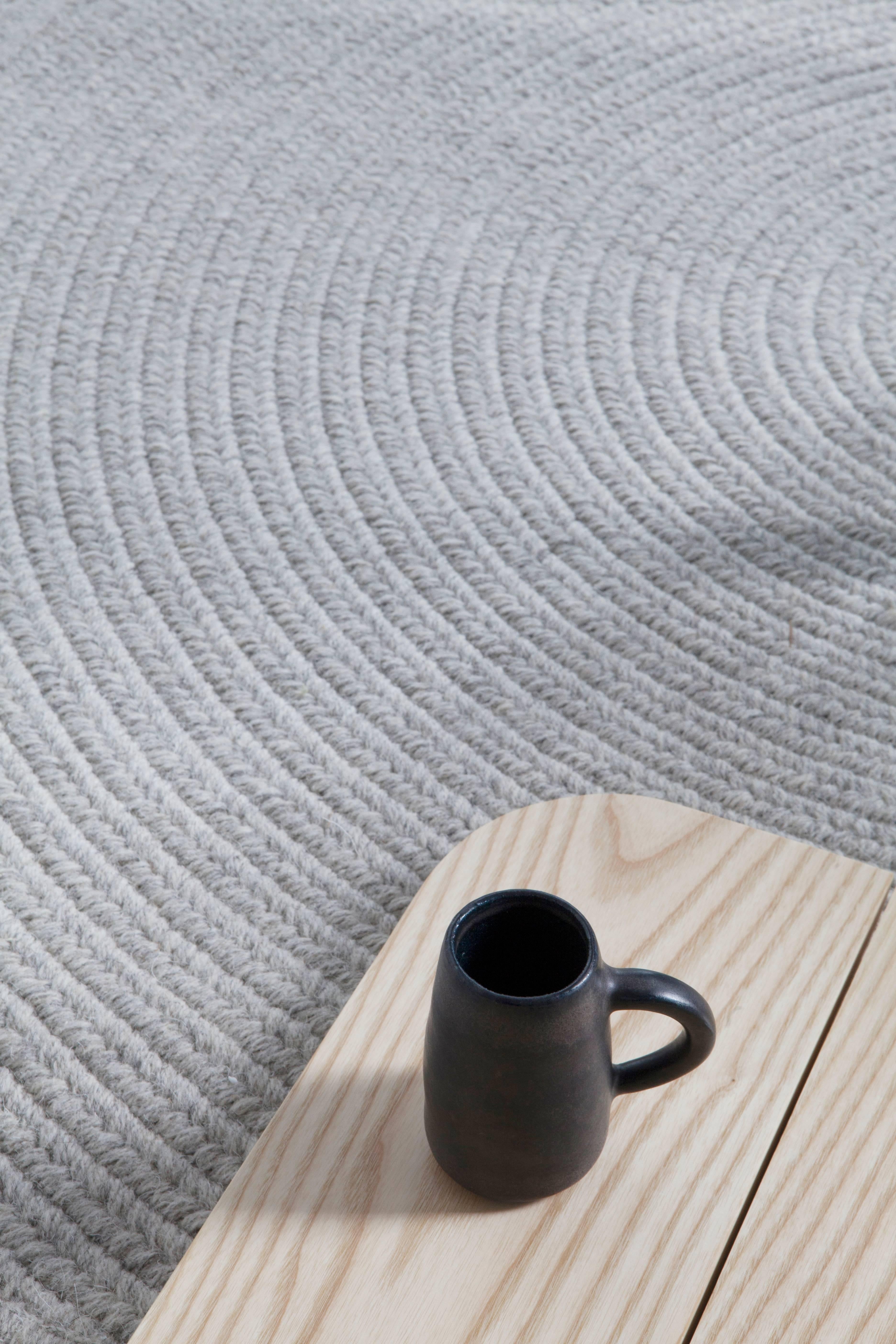 contemporary circular rugs