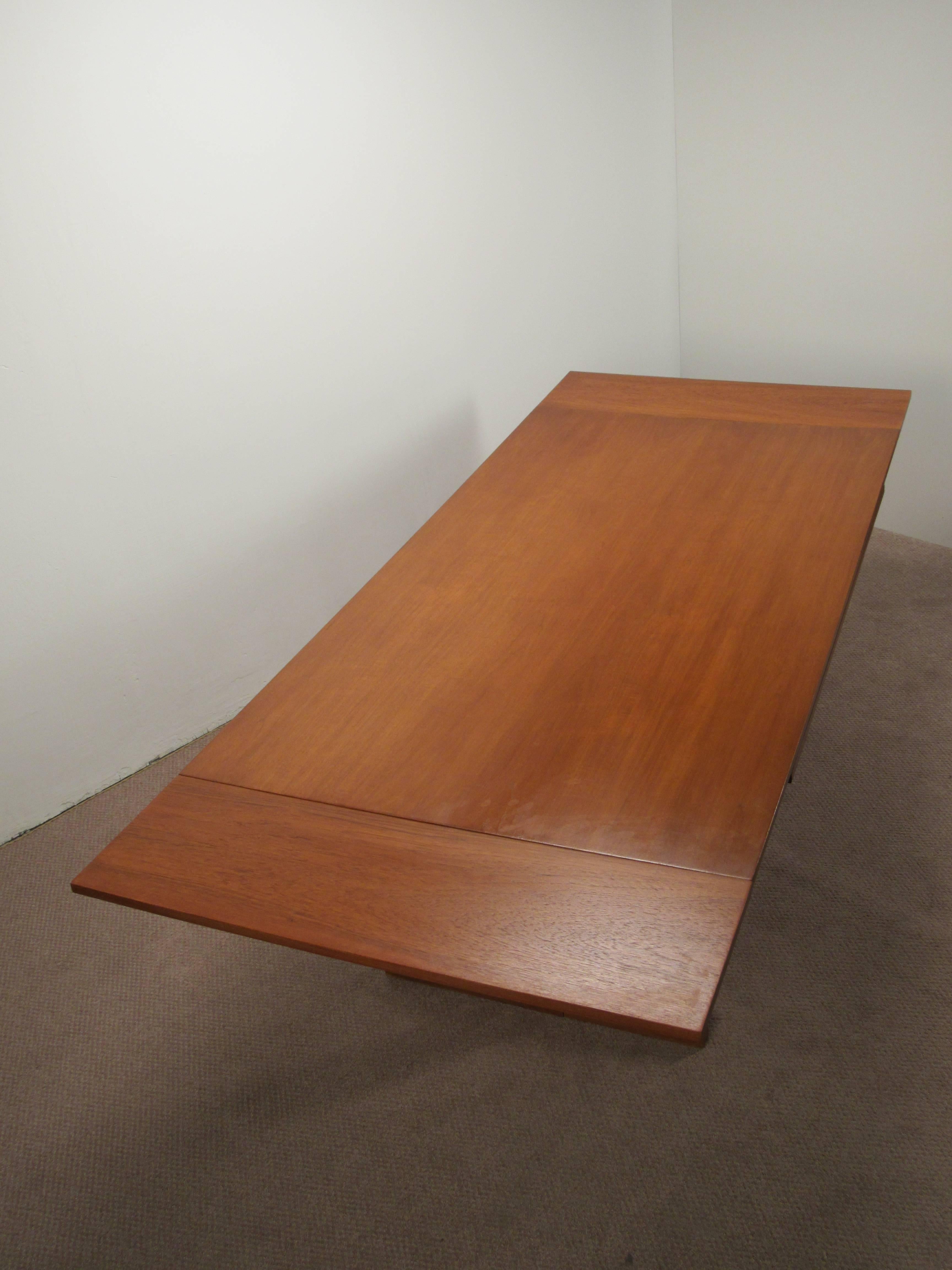 Mid-Century Modern Danish Modern Teak Extending Table with Pedestal Base, 1960s For Sale