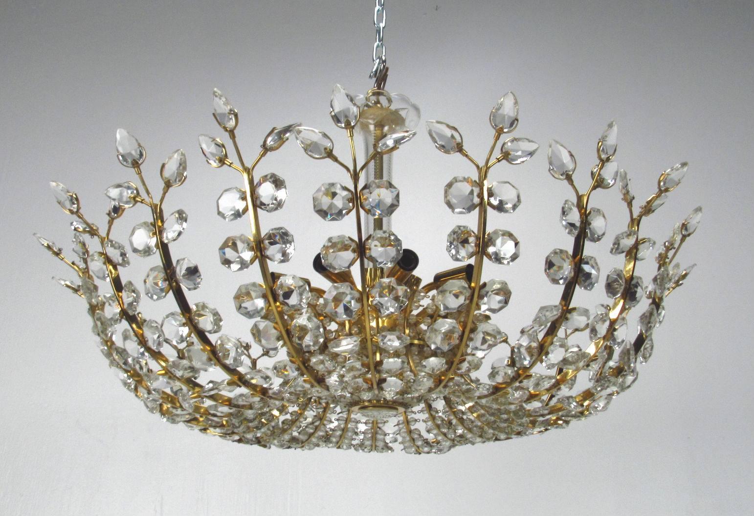 Lobmeyr Chandelier by Oswald Haerdtl 1950s In Good Condition For Sale In Surprise, AZ