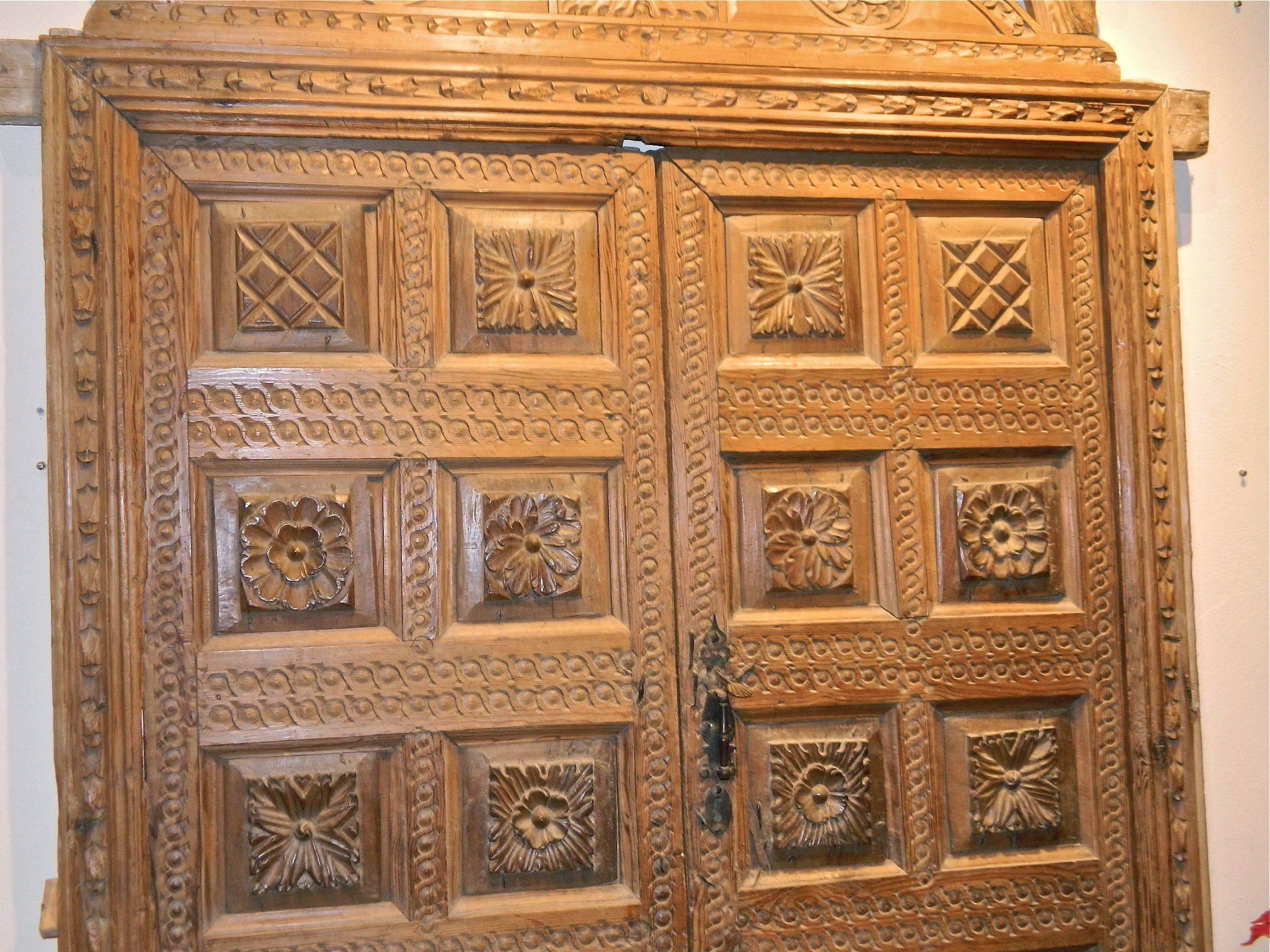 Renaissance Mid-Late 16th Century Framed Pyrenees Sacristy Door with Crown, Pine and Walnut For Sale
