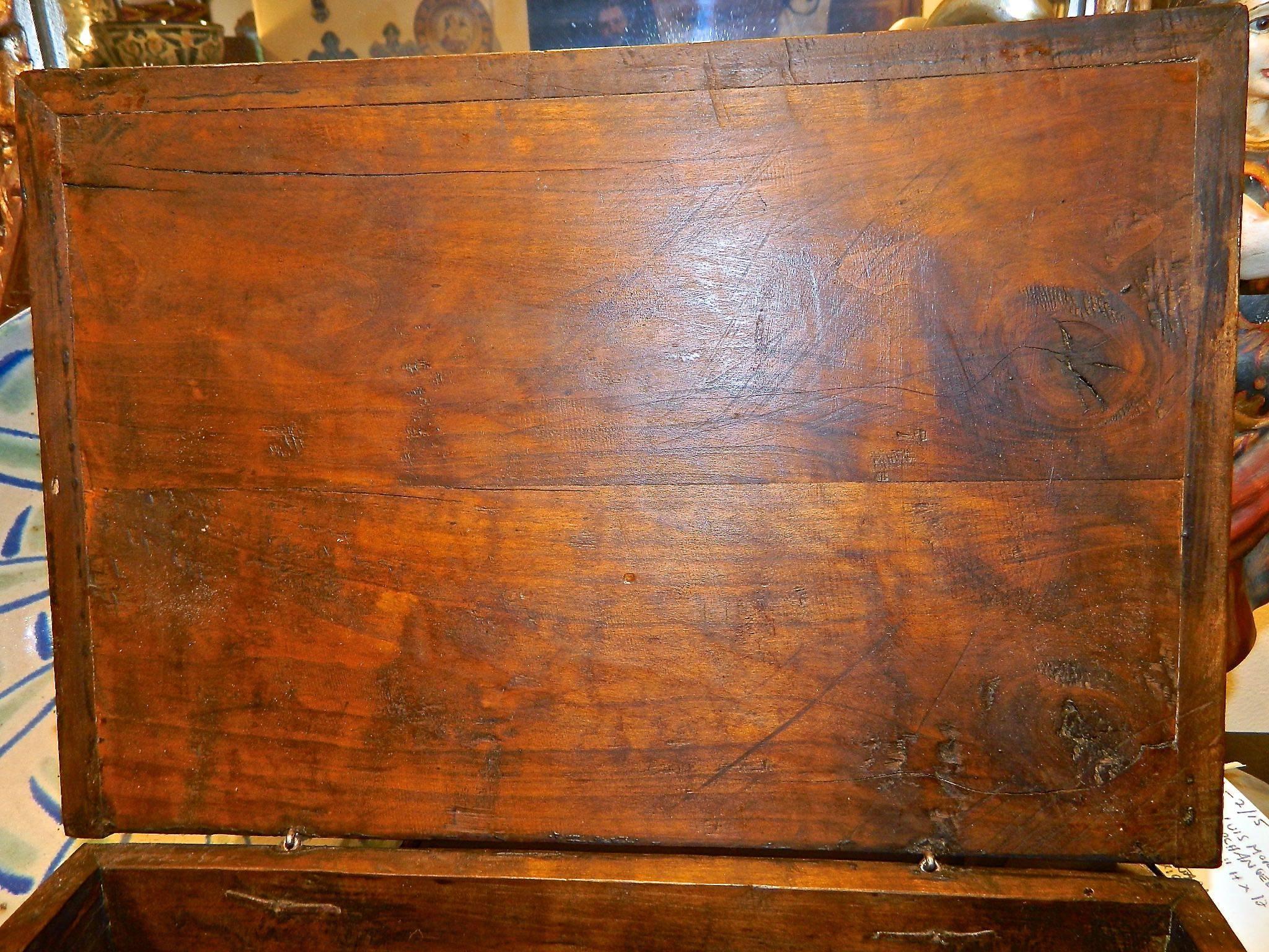 19th Century Inlaid Spanish Tabletop Box, Walnut and Chestnut 2