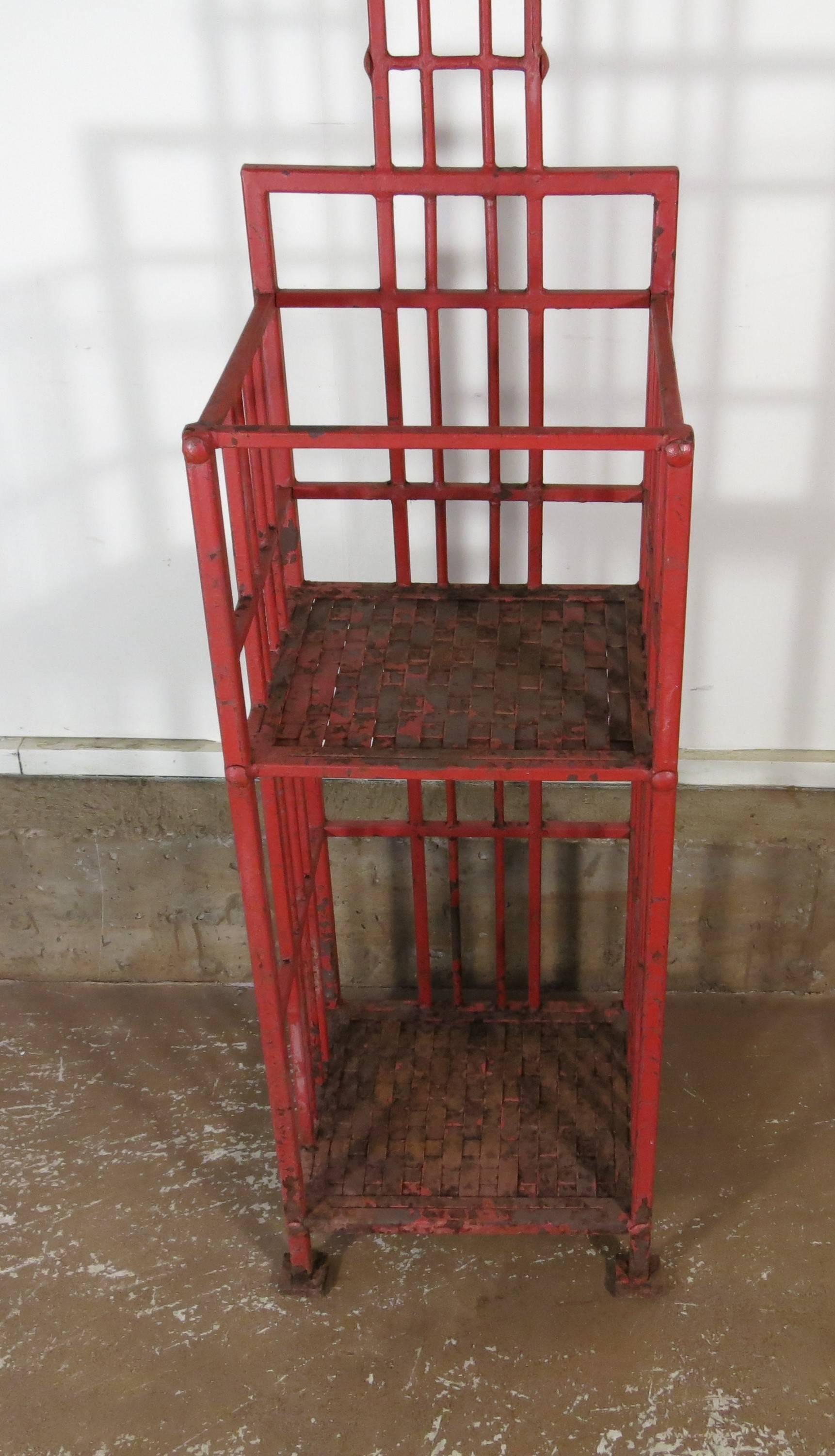 Nice vintage Industrial stand, rust and chipping paint. Measure: It has a new mirror and stands 71 1/2
