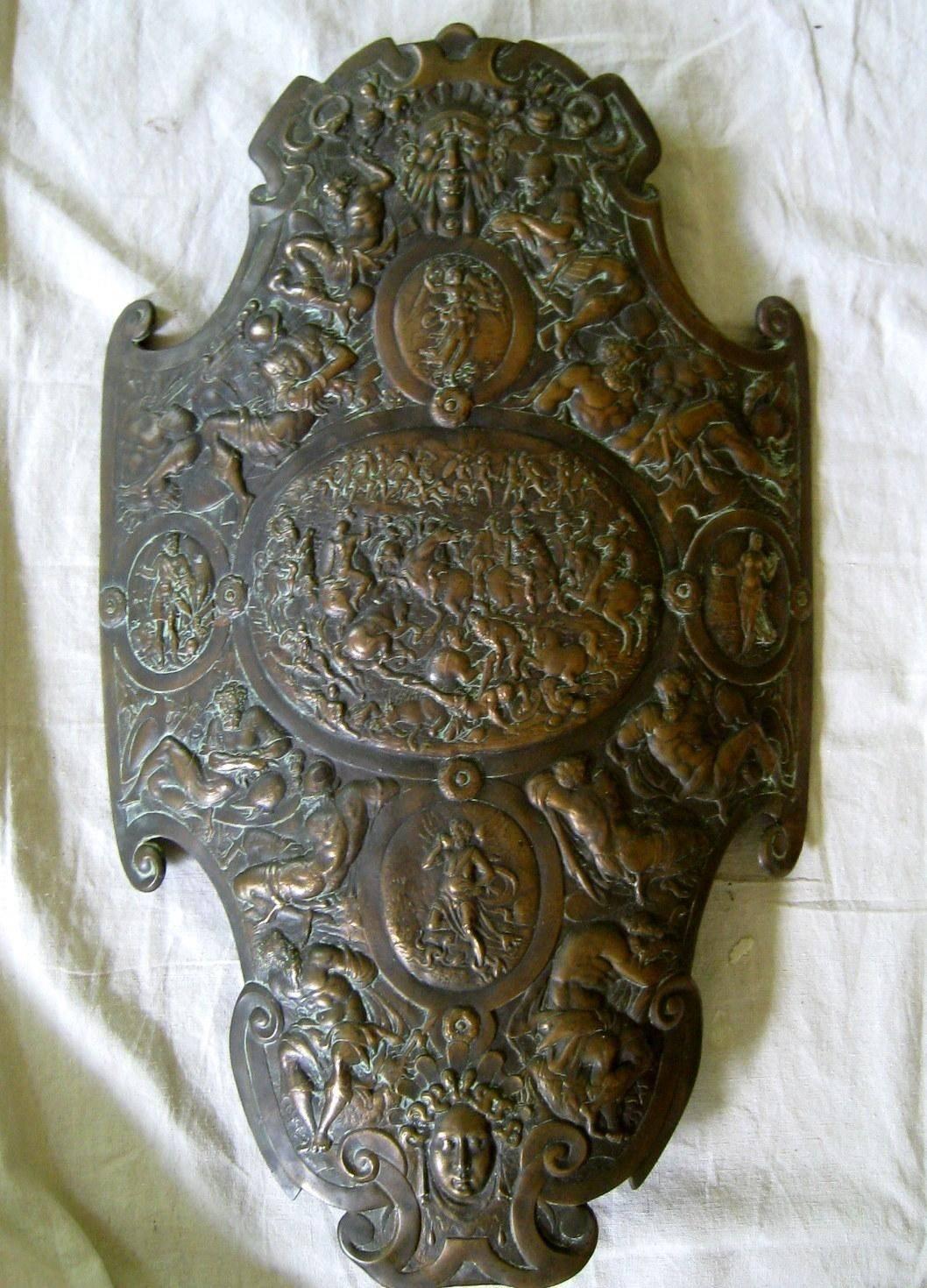 Cast Iron Renaissance Style Shield circa 1900 Antique Medieval Bronzed Armour For Sale 1