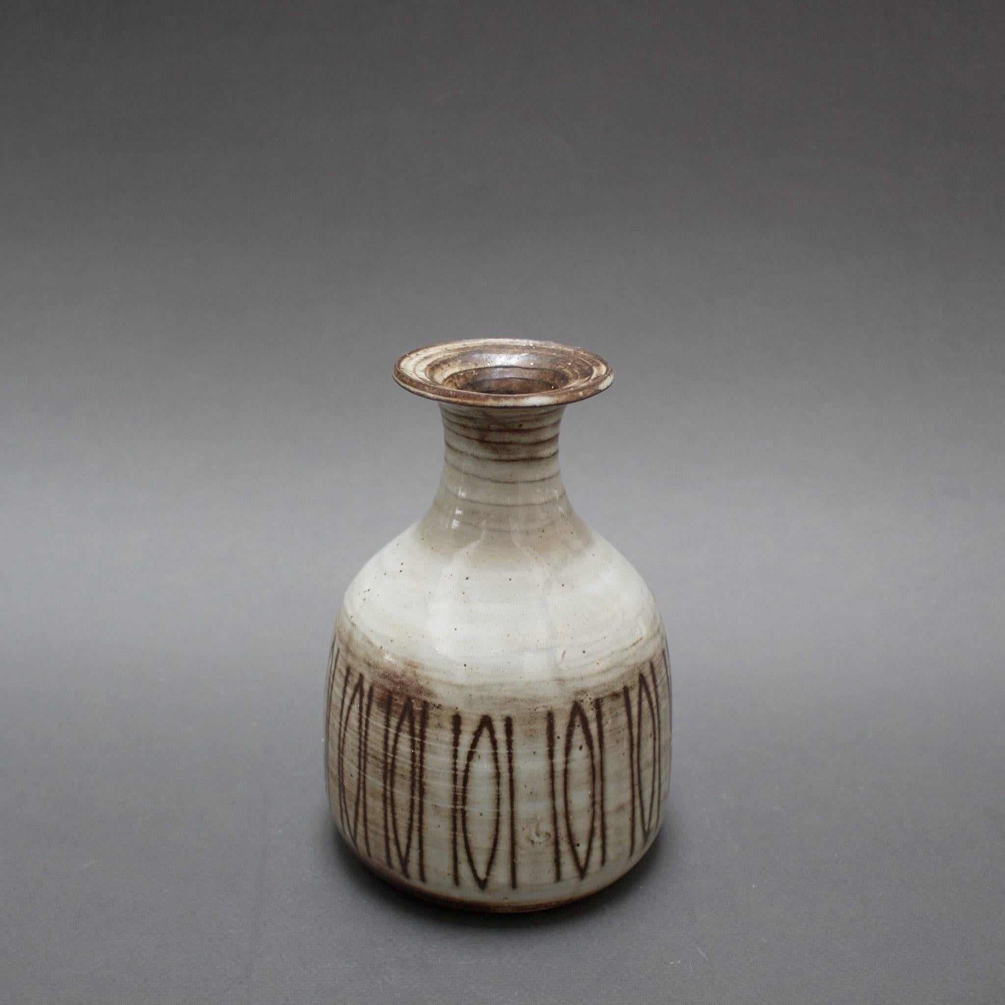 Midcentury Ceramic Vase by Jacques Pouchain, Dieulefit, France, circa 1960s In Good Condition In London, GB