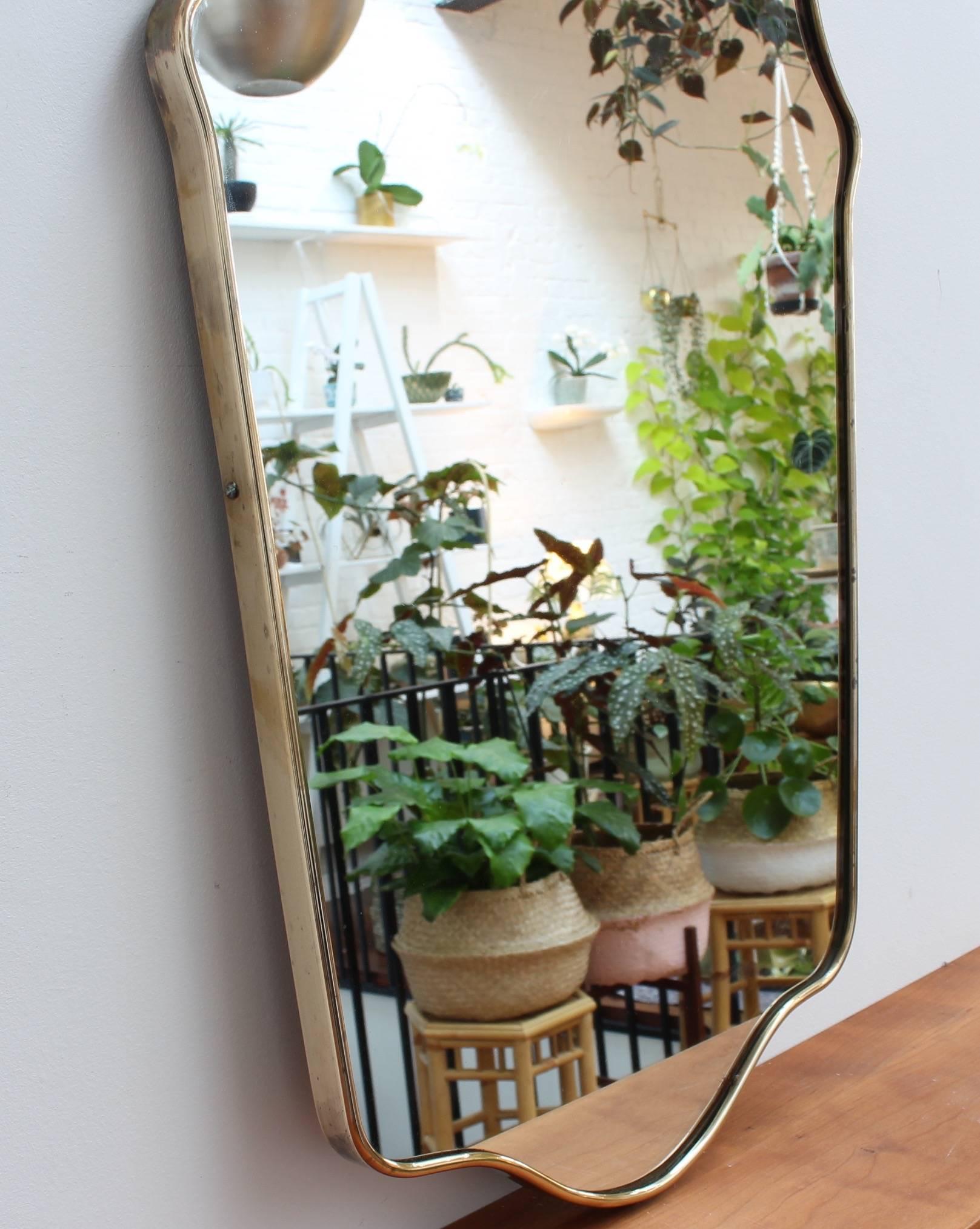 Midcentury Italian Wall Mirror with Brass Frame, circa 1950s In Good Condition In London, GB