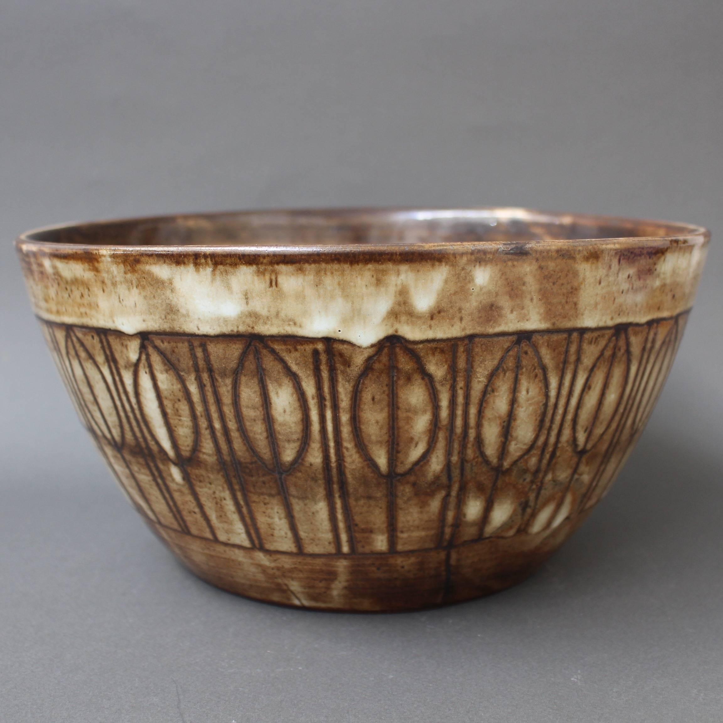 Mid-20th Century Decorative Ceramic Bowl by Jacques Pouchain, Atelier Dieulefit, circa 1960s