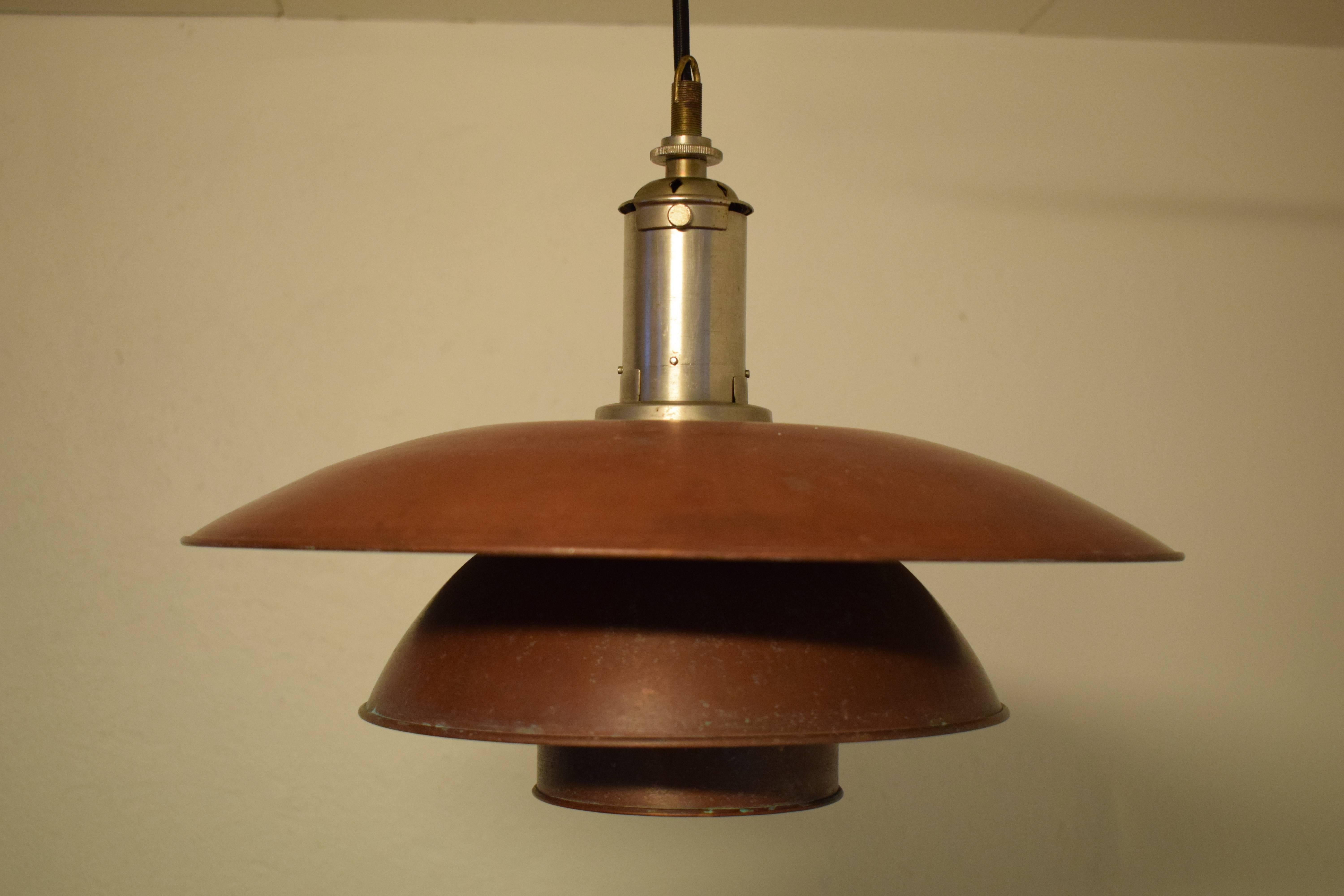 Patinated Poul Henningsen 4/4 Pendant very rare copper brass For Sale