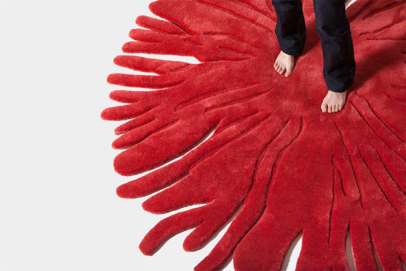 Pompon, Handtufdted Rug in Wool Designed for Nodus by Matali Crasset In New Condition For Sale In Milano, IT