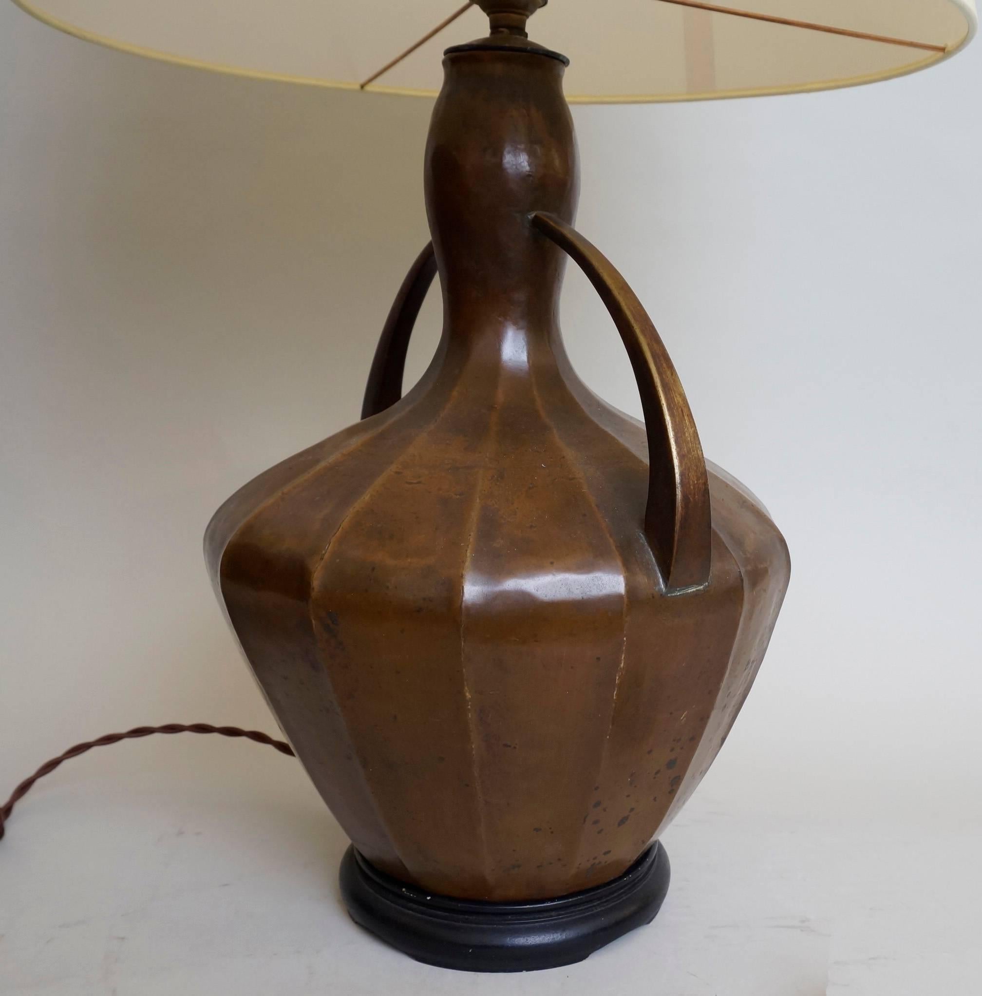 Pair of Early 20th Century Patinated Brass Table Lamps In Good Condition In Paris, FR