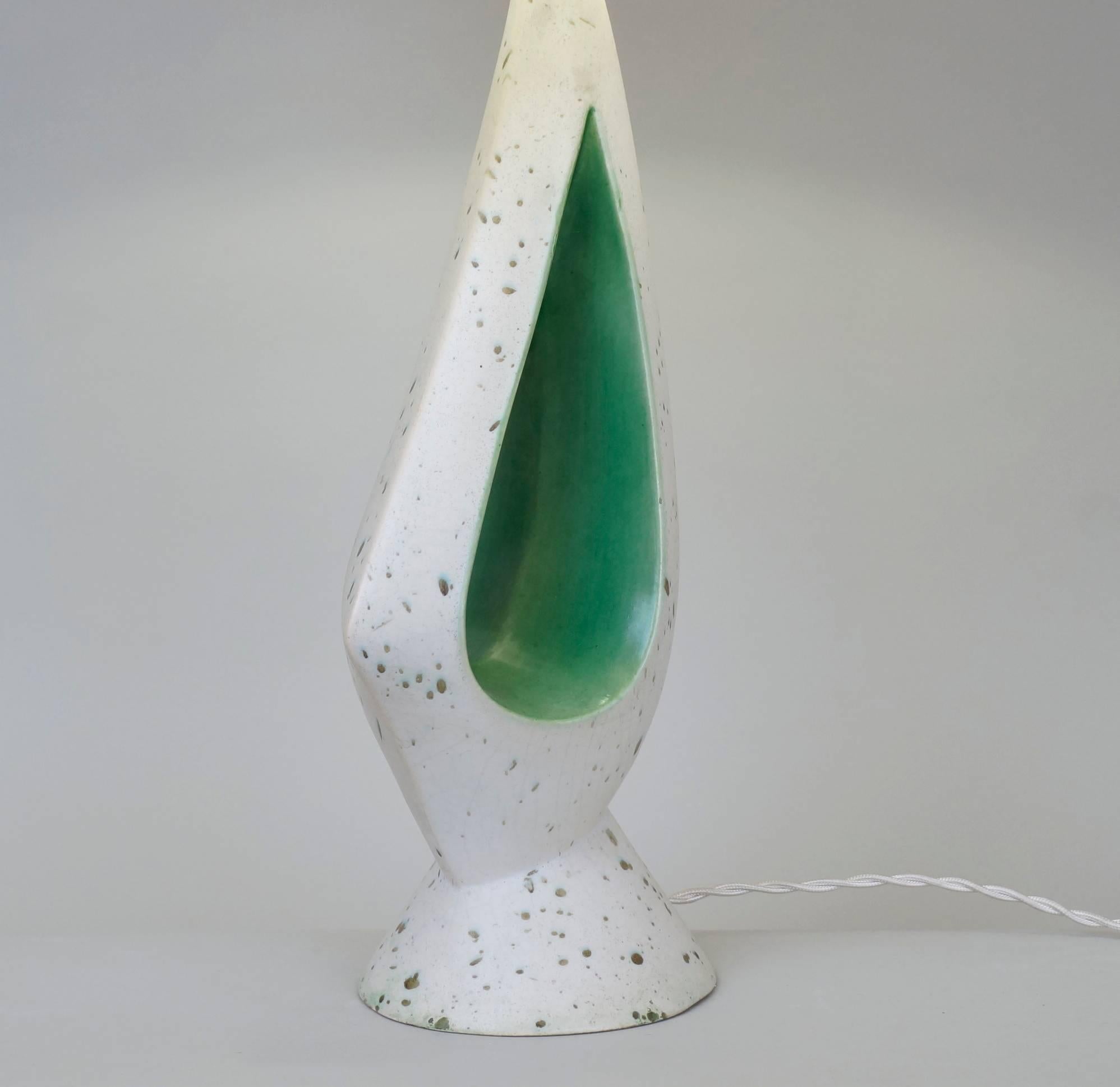 Enameled 1970 White and Green Ceramic Table Lamp