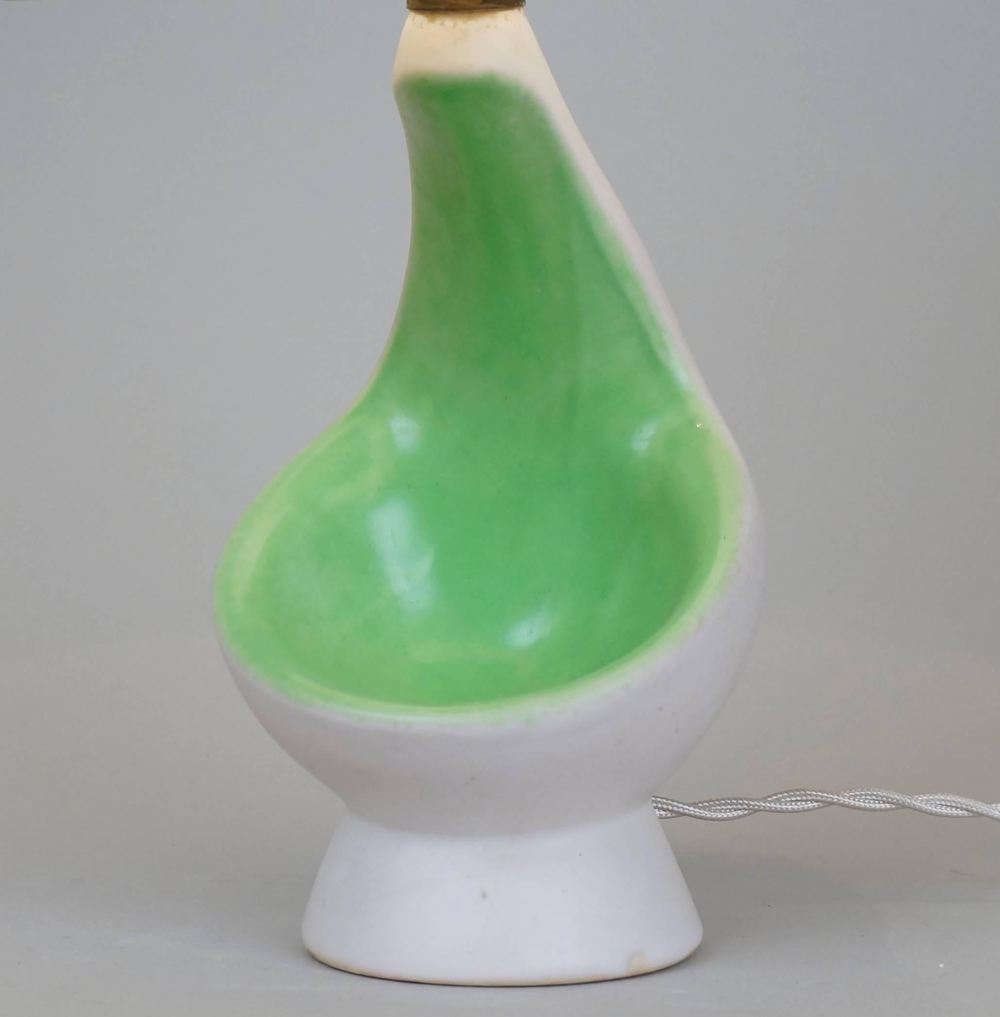 Enameled 1970, White and Green Ceramic Table Lamp For Sale