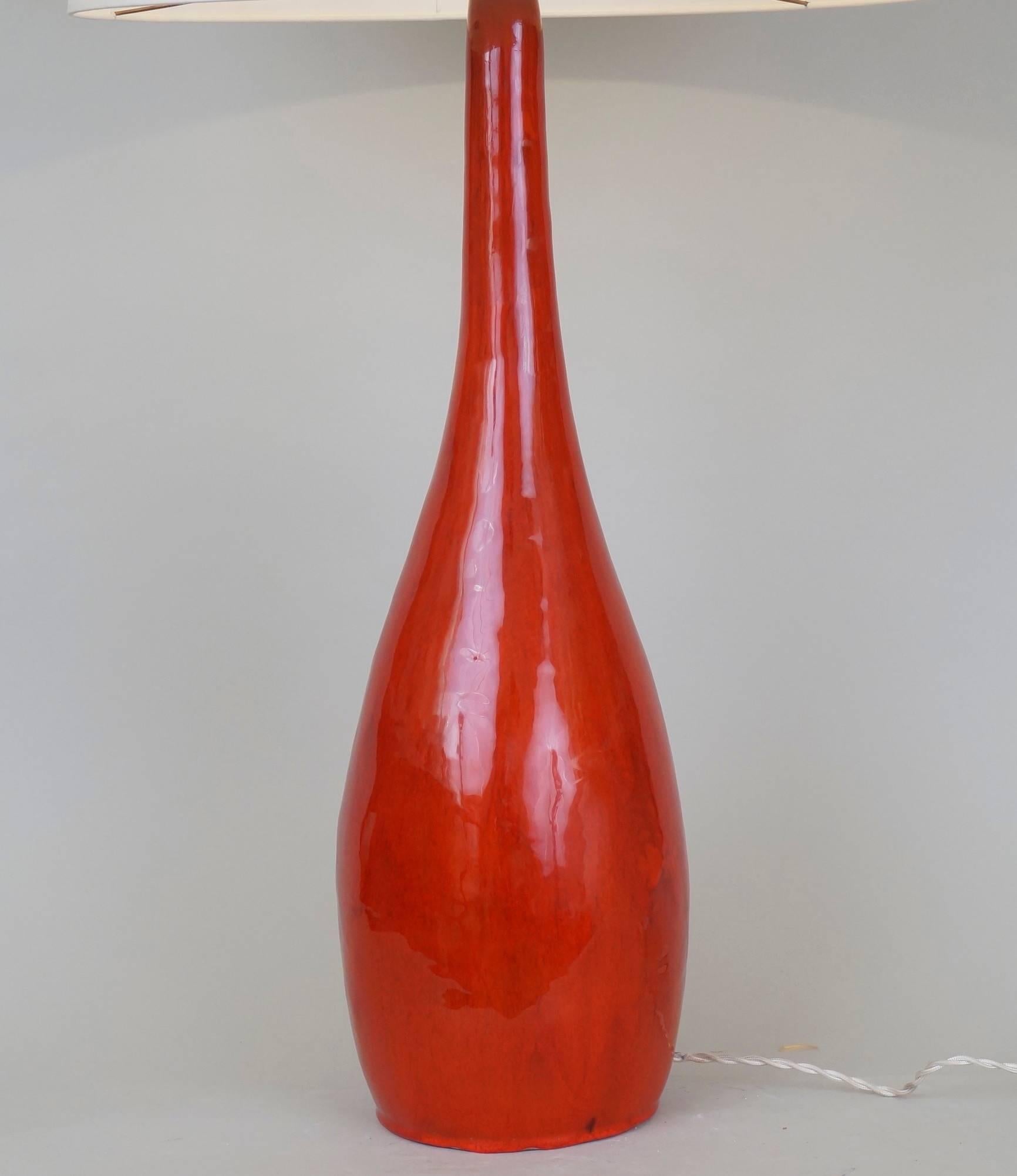 Enameled R&J Cloutier Red Ceramic Table Lamp For Sale