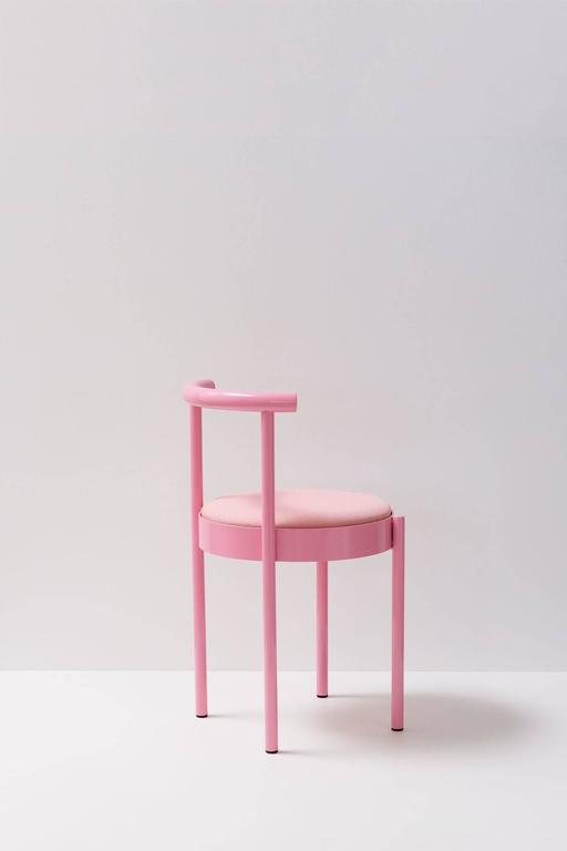If you want to get a colorful accent to your home, then the Soft pink chair is the ideal choice. This chair features a steel frame, with powder coat finish, and a plywood seat, with foam and Kvadrat fabric upholstery. Due to its construction, this