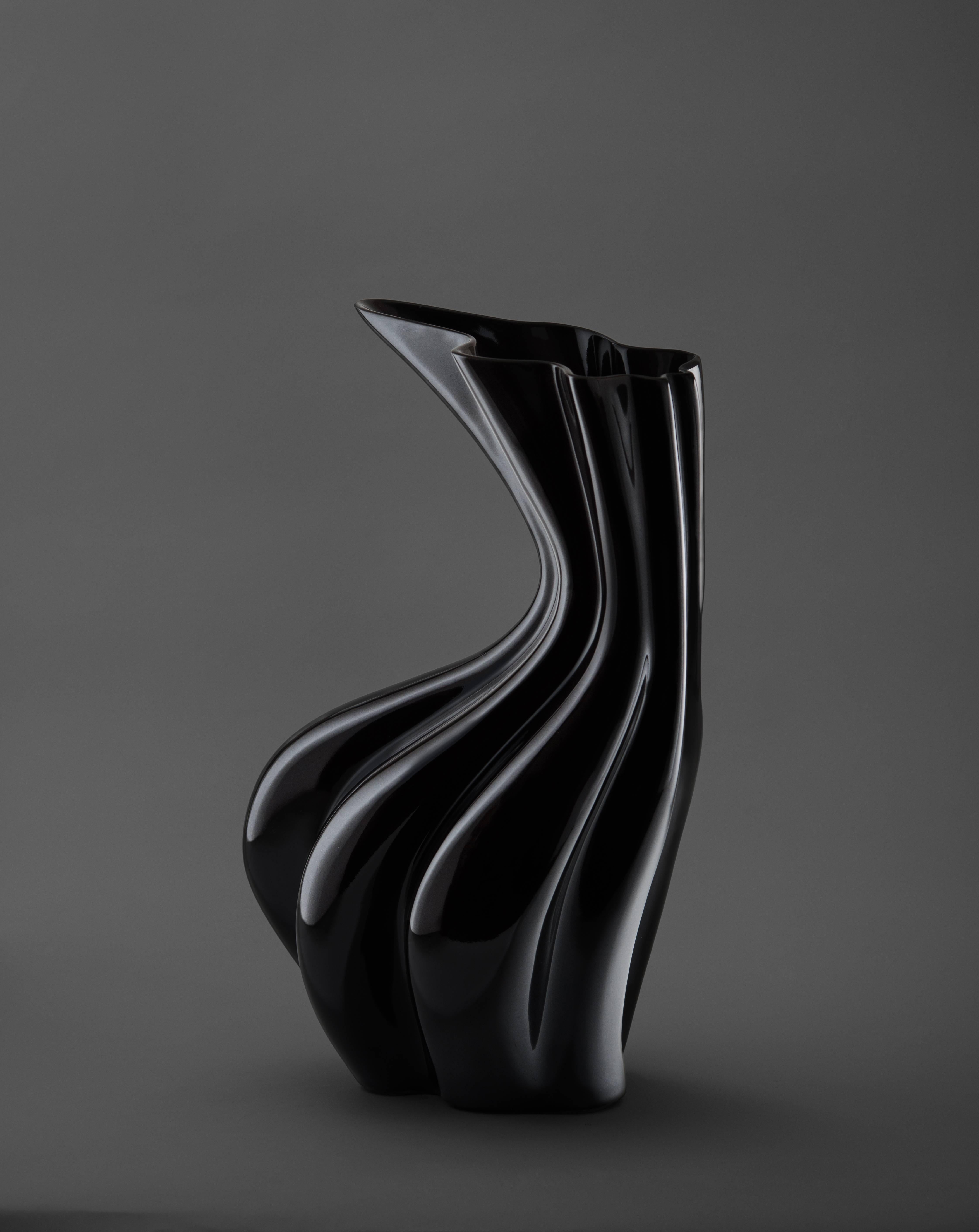 Italian Contemporary Sinuo Black Handmade Ceramic Vase, Made in Italy For Sale