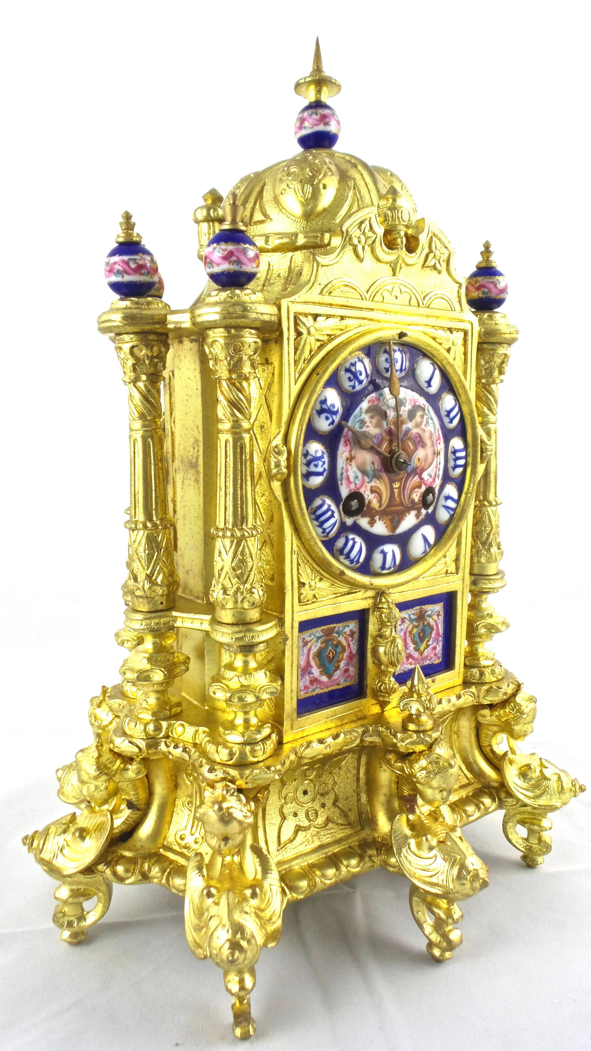 19th Century French Gilt Ormolu Bronze and Sevres Porcelain Mantle Clock In Excellent Condition For Sale In Aberdare, GB